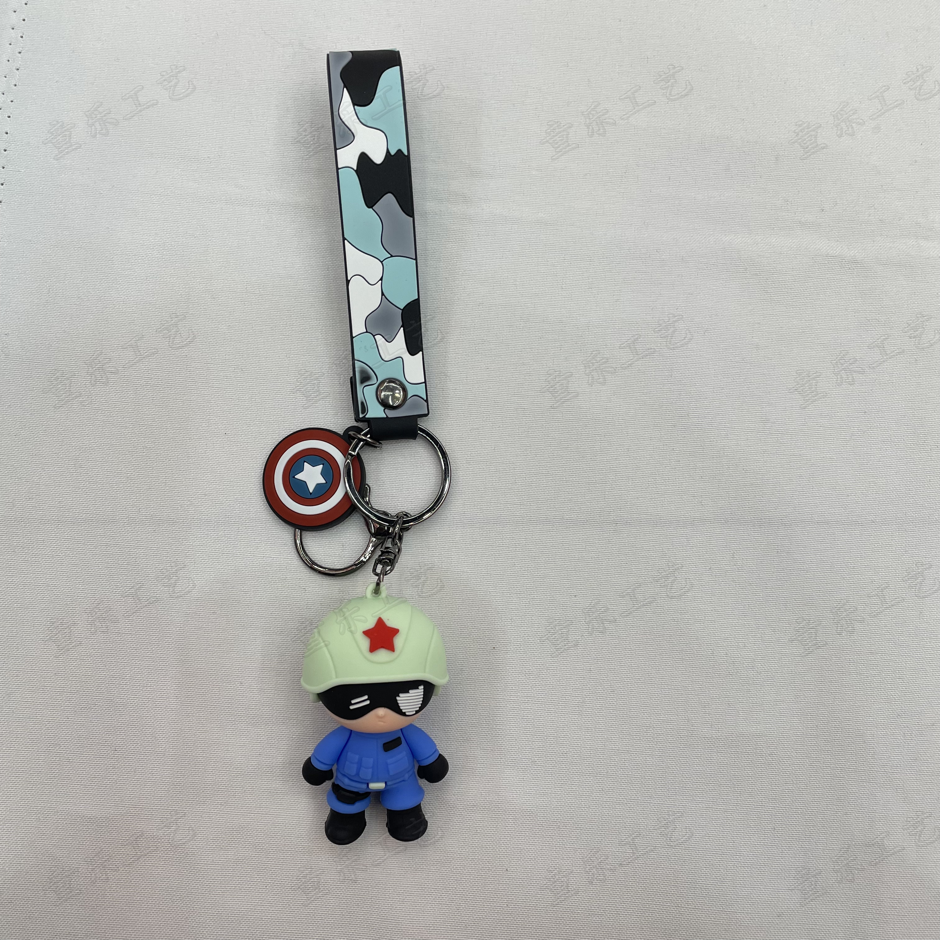 Firefighter figurines, cartoon fire alarm keychains, car key pendants, bag pendants, fire alarm doll pendants Specification image