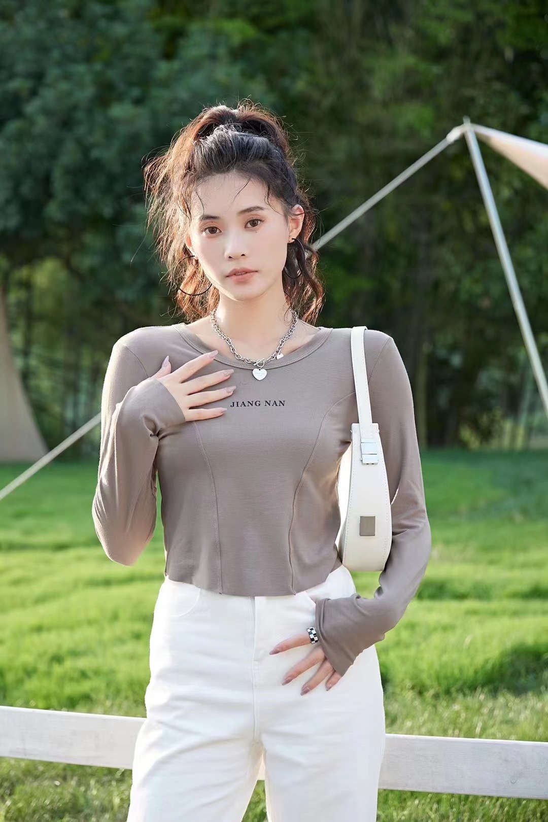 高领毛衣女/保暖上衣产品图