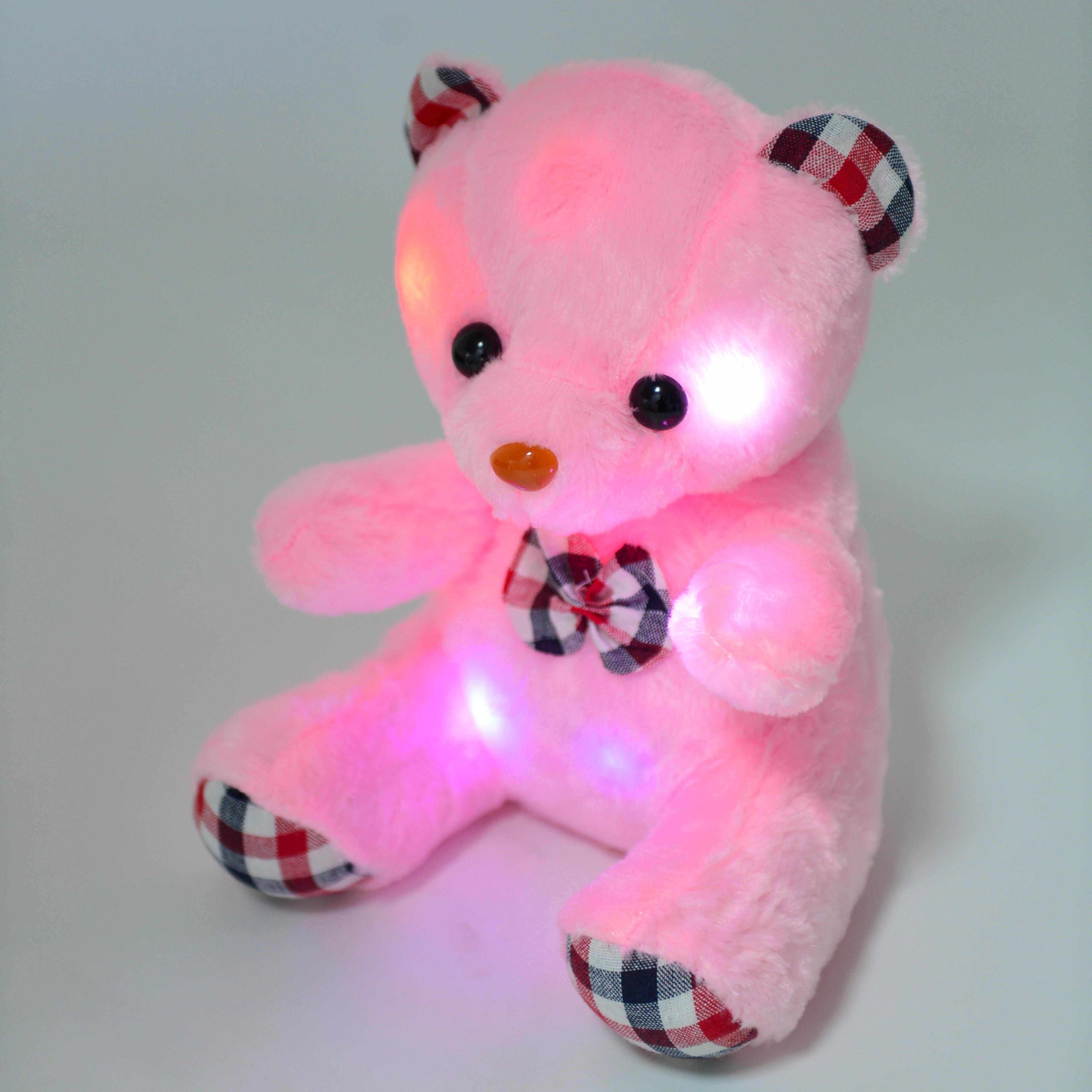 Creative luminous plush toy bear, seven-color luminous pink and blue checkered teddy bear doll Application Scenario