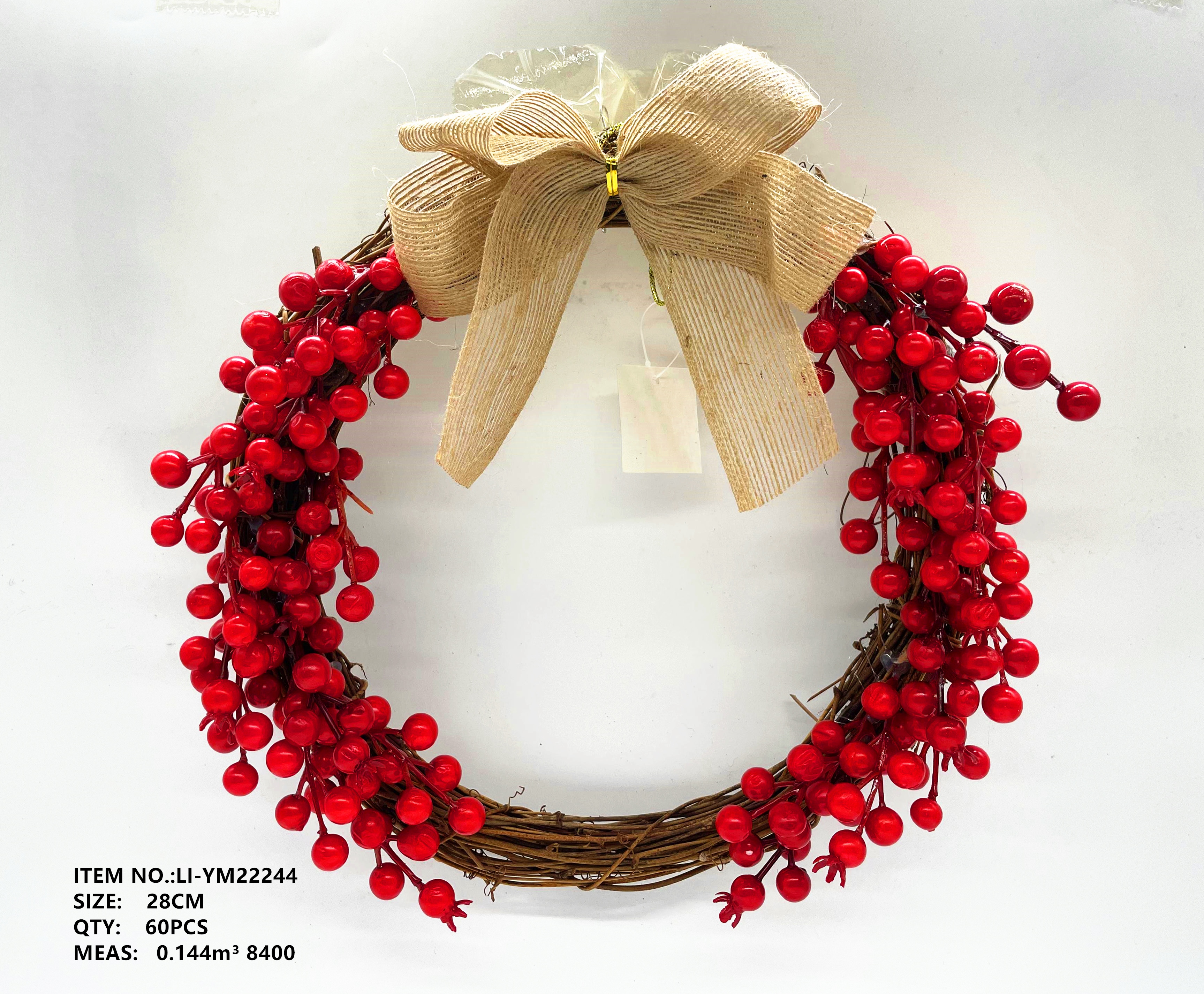 Factory direct sales of 28CM Christmas vine ring and red fruit ring decorations Specification image