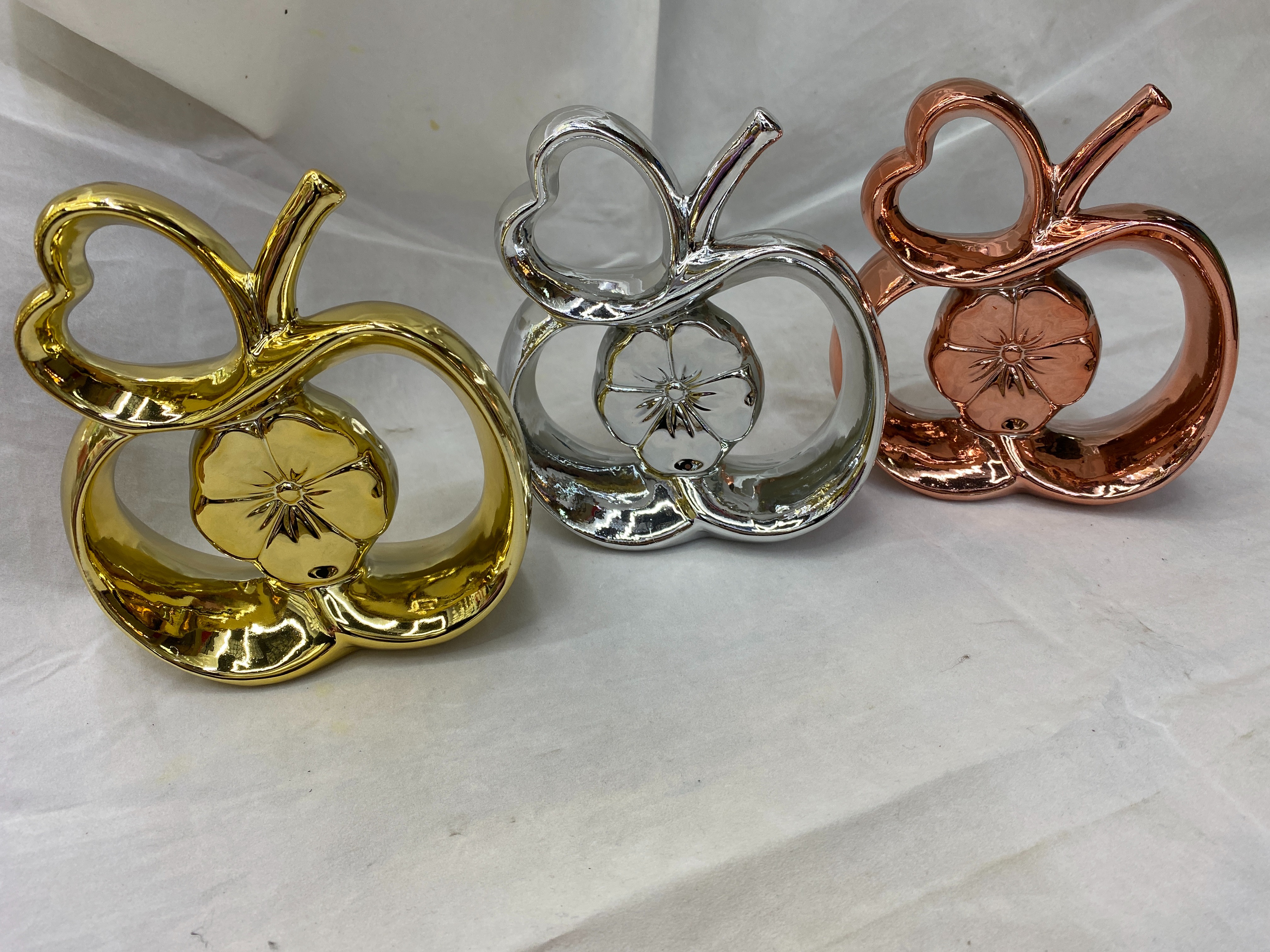 Ceramic electroplated fruit ornaments, pomegranate ornaments, pear ornaments, apple ornaments Item Picture