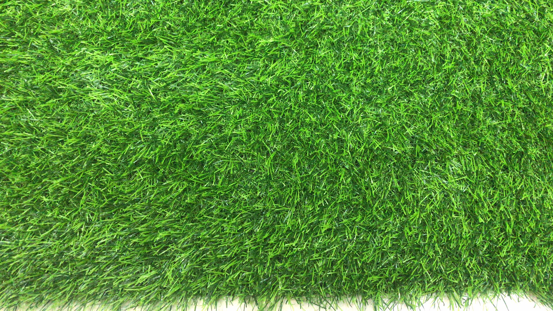 Indoor lawn floor MATS, door MATS, bathroom MATS, anti-slip MATS, artificial turf, simulated turf, sports turf, landscape turf, engineering fence grass, school, kindergarten playground, hotel, club grass, wedding Application Scenario