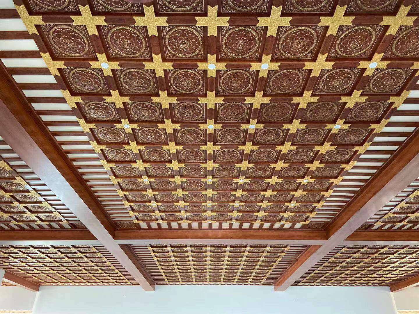 义乌市鹤莲文化用品有限公司工程工艺之吊顶天花板，寺院装修，古典装修008一8