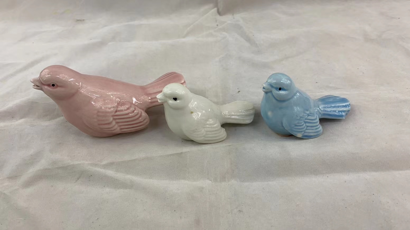 Ceramic electroplated bird candlestick decoration, cute bird decoration, small entrance hall decoration Application Scenario