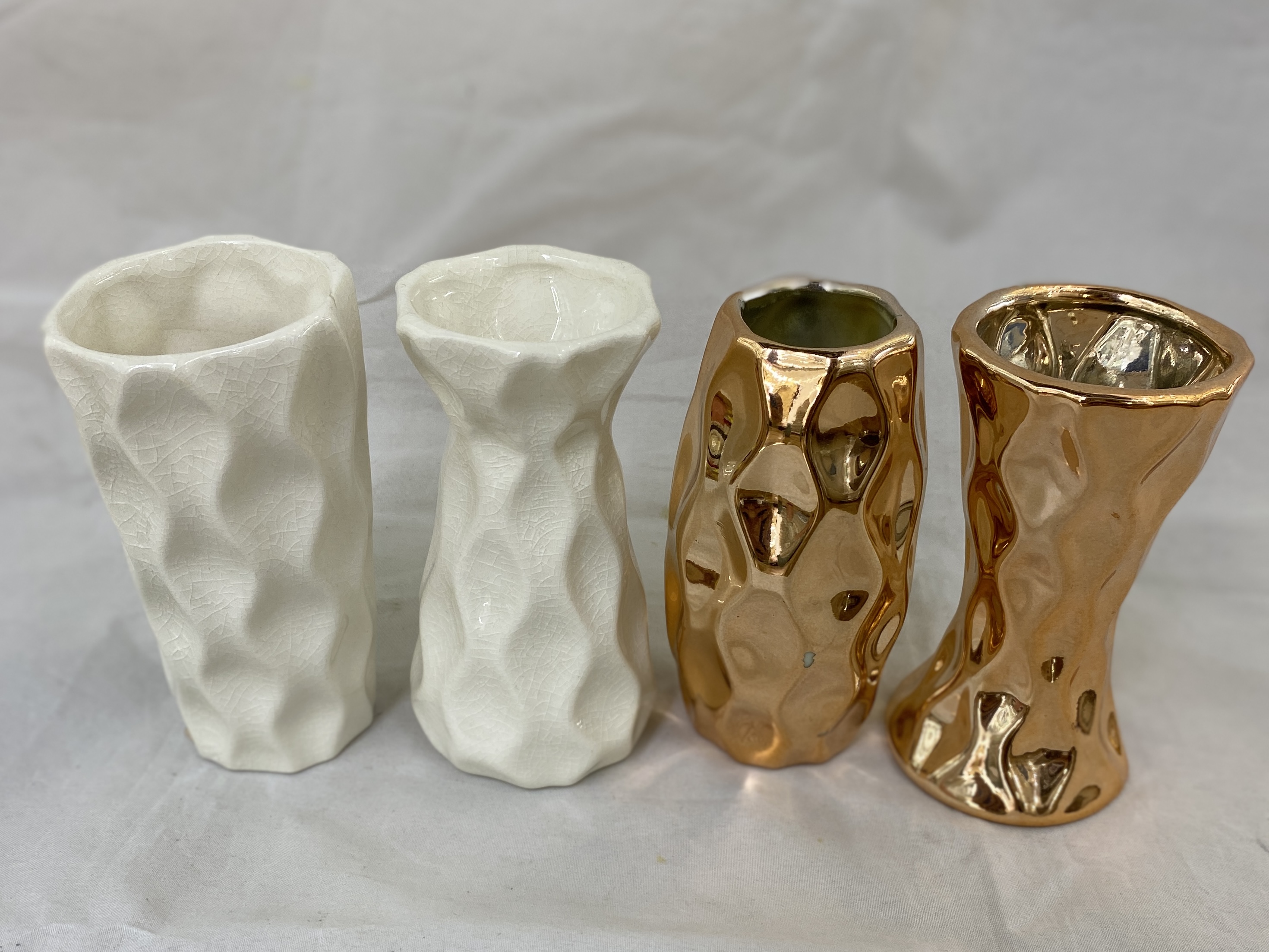 Cute and simple small flower arrangements for the ceramic living room Item Picture