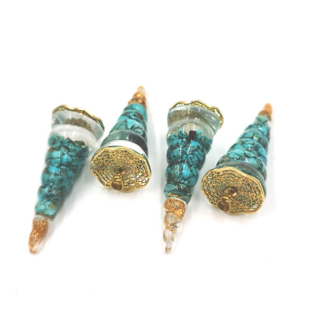 Resin pendants, copper accessories, necklaces, collars, pagoda-shaped ornaments, new and fashionable handcrafted pendants Specification image