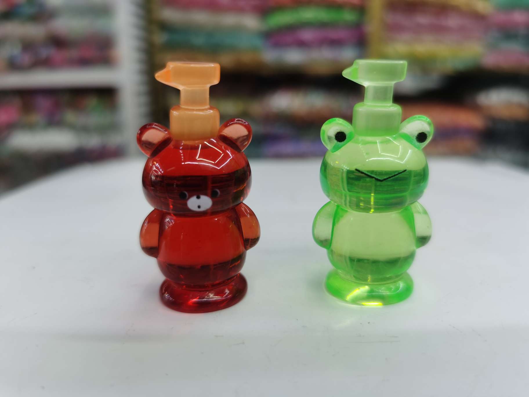 Jewelry accessories, resin pendants, phone case stickers, refrigerator patches, DIY handmade small bottles, wine bottles, simulation toys, beverage bottles, food and toy ornaments, hair clips, convenience store hand sanitizer, one pack, 200 pieces Specification image