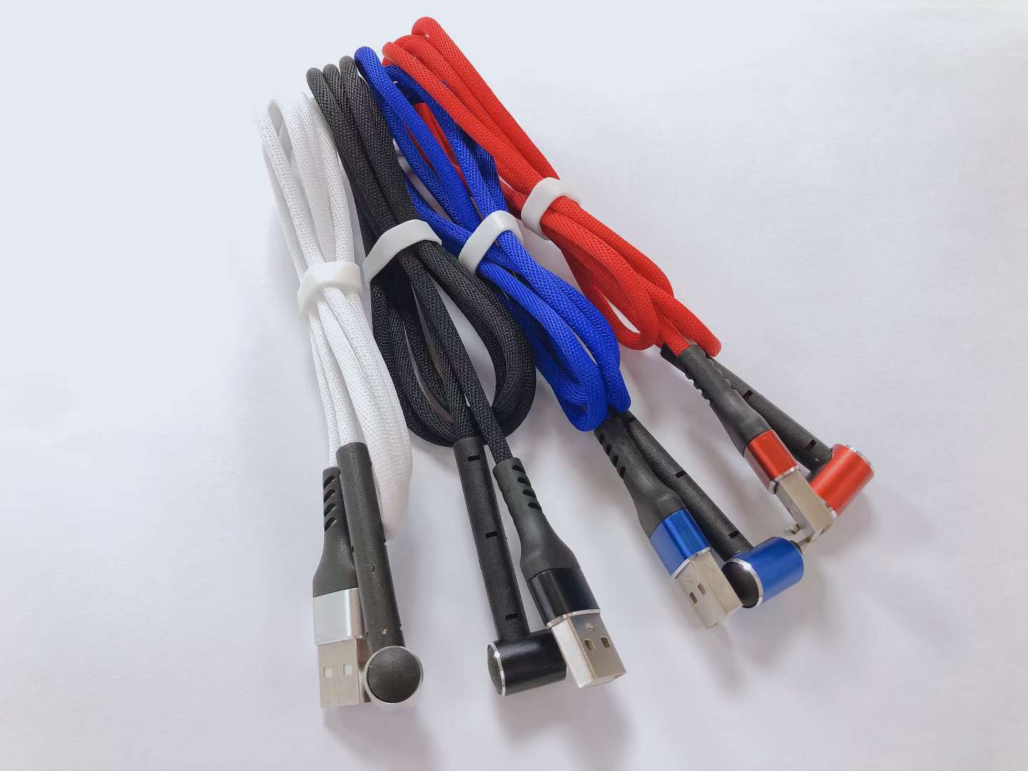 Fabric stand, mobile phone data cable stand, charging two-in-one detail image 2