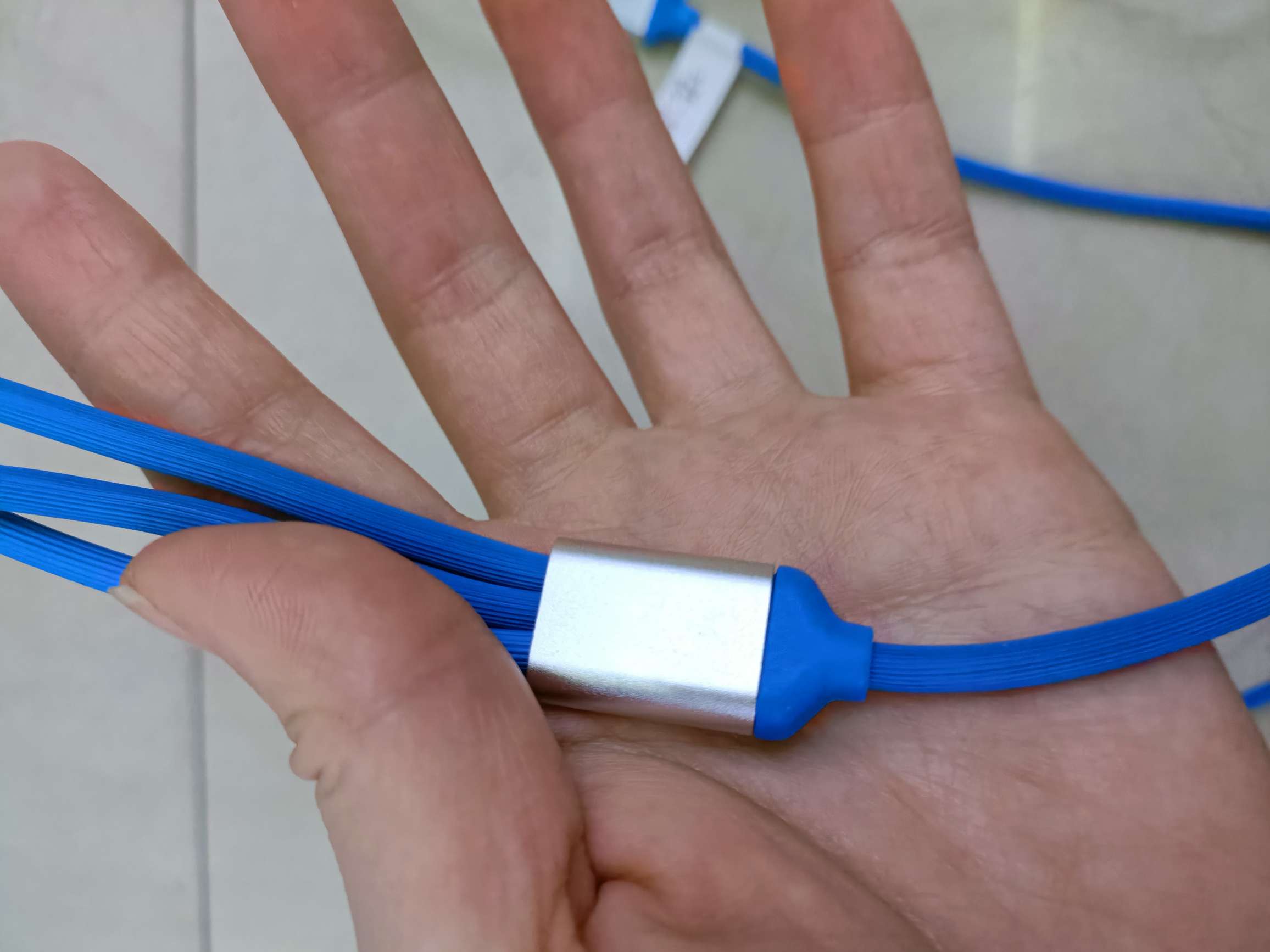 Q-bouncy bare wire for one drag three data cables detail image 4