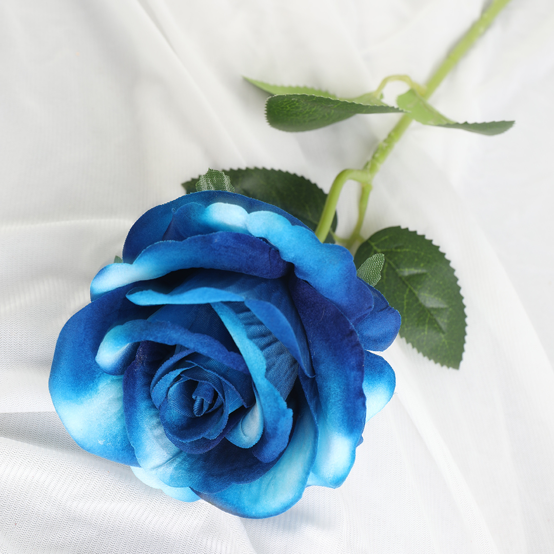 Red velvet, one-grade red flower artificial velvet rose, family wedding Item Picture