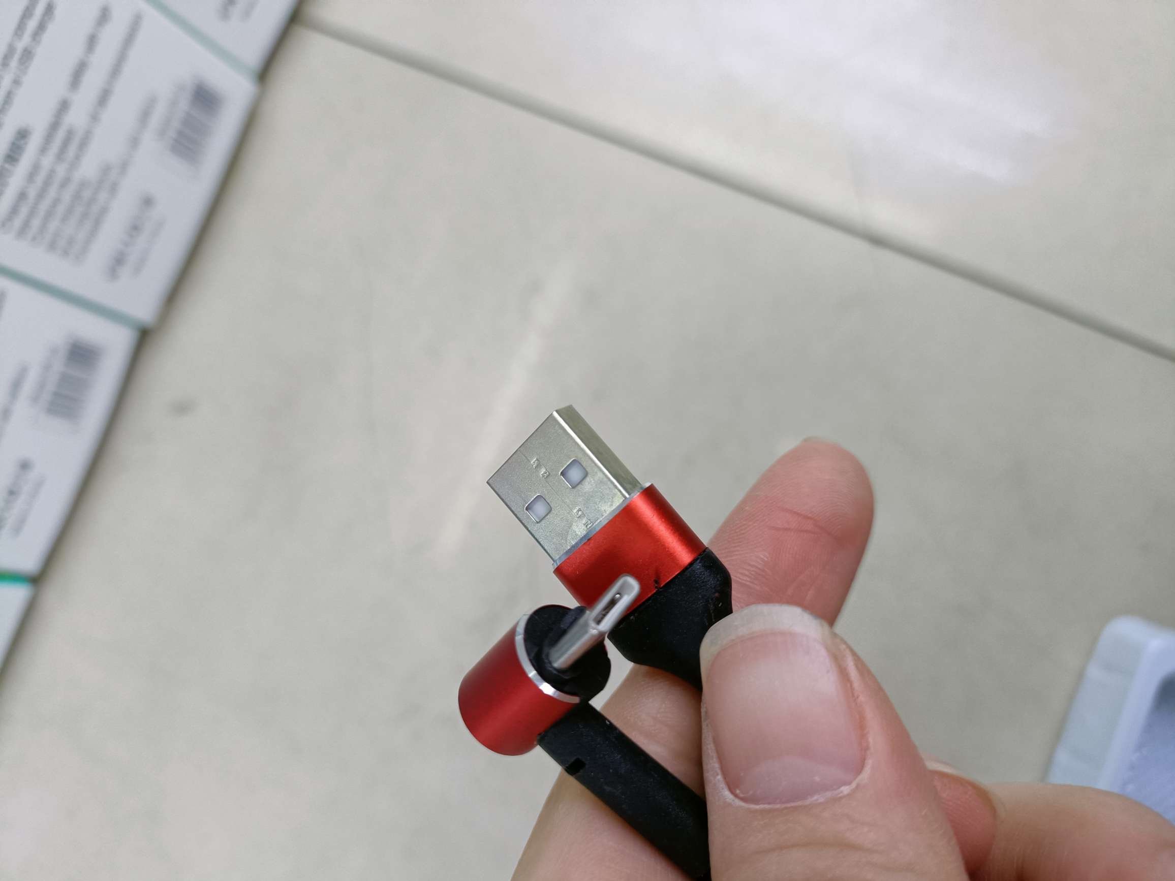 Fabric stand, mobile phone data cable stand, charging two-in-one detail image 13