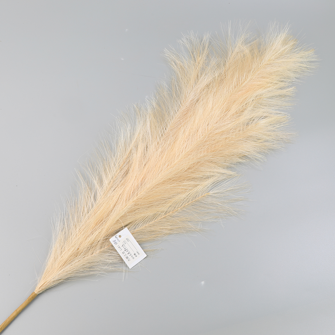 A 110-centimeter-tall artificial reed grass party decoration Item Picture
