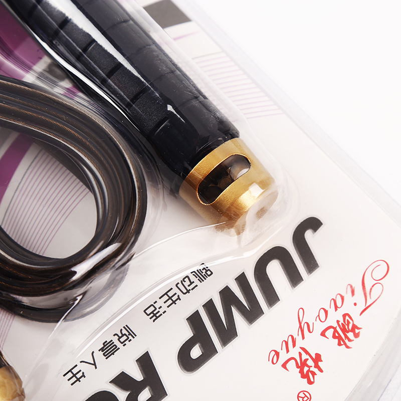 Skipping rope, skipping rope, steel wire skipping rope, adult fitness, men's and women's sports equipment, skipping rope Application Scenario