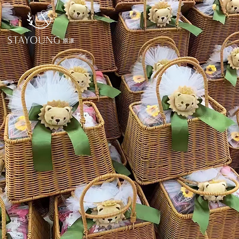 Plastic rattan gift basket, gift storage, gift packaging details Picture