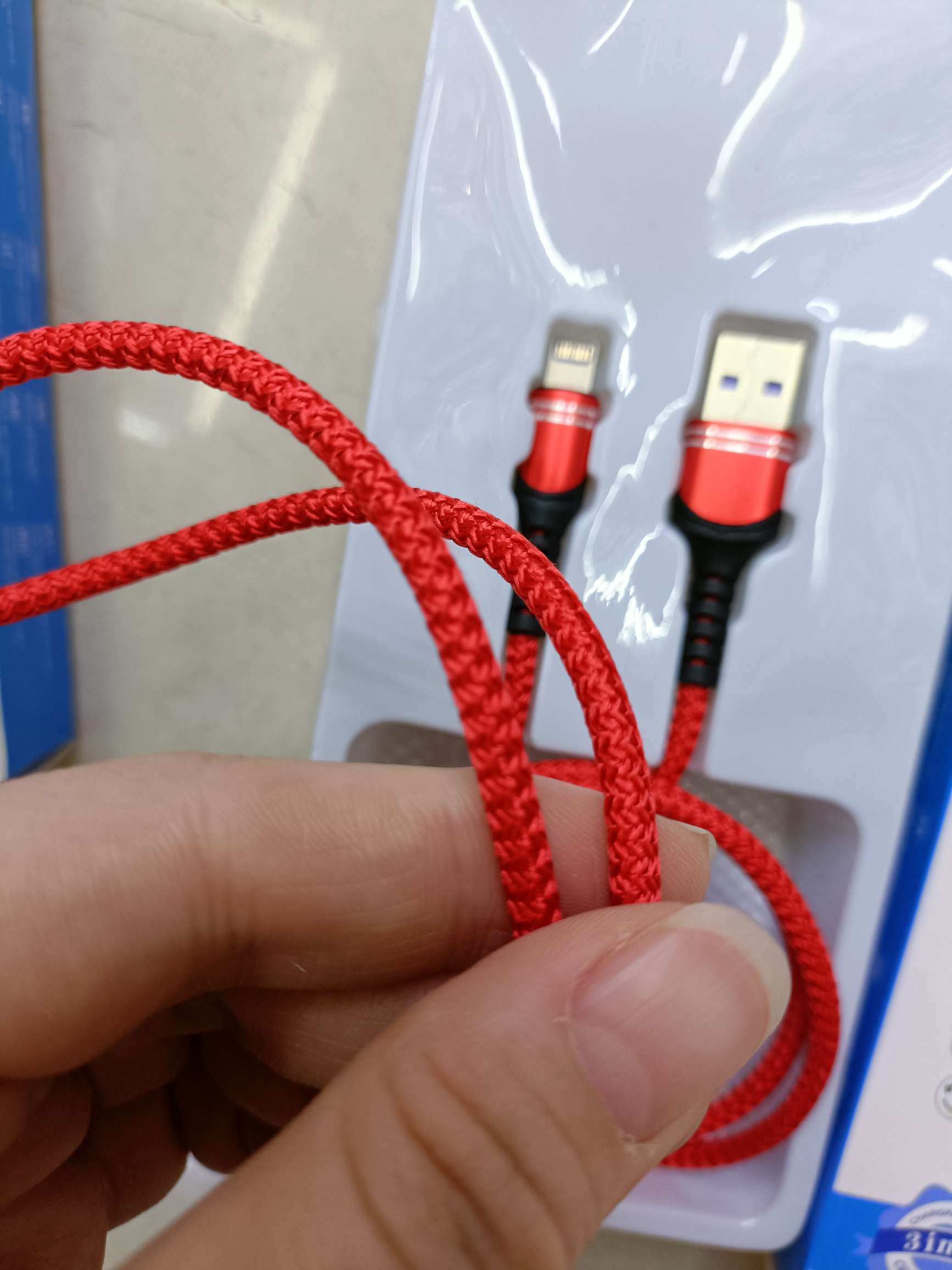 Braided single-wire mobile phone data cable Application Scenario