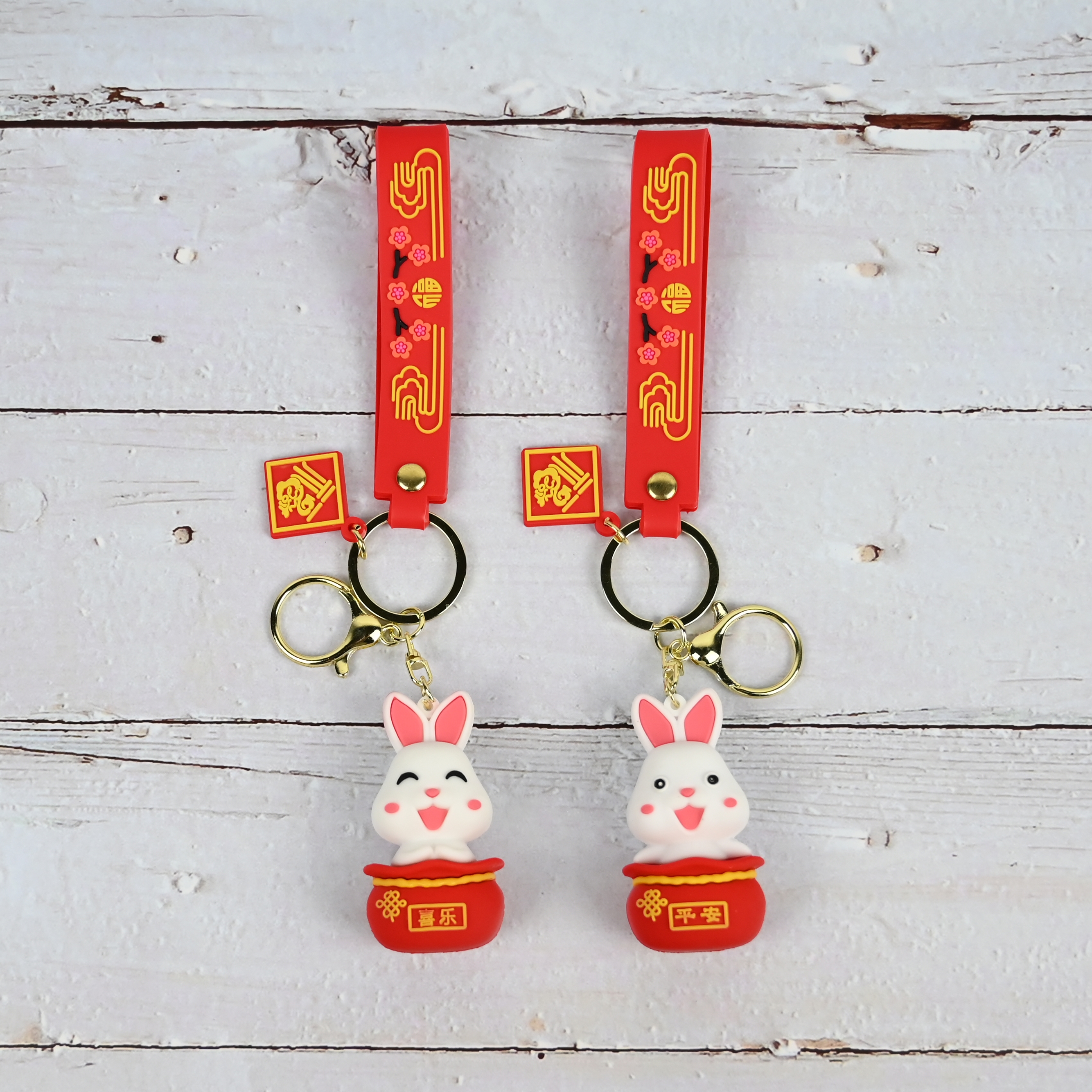 Wholesale of new festive and lucky rabbit keychains, cute female bags, pendants and New Year key chains for the Year of the Rabbit 2023 Specification image