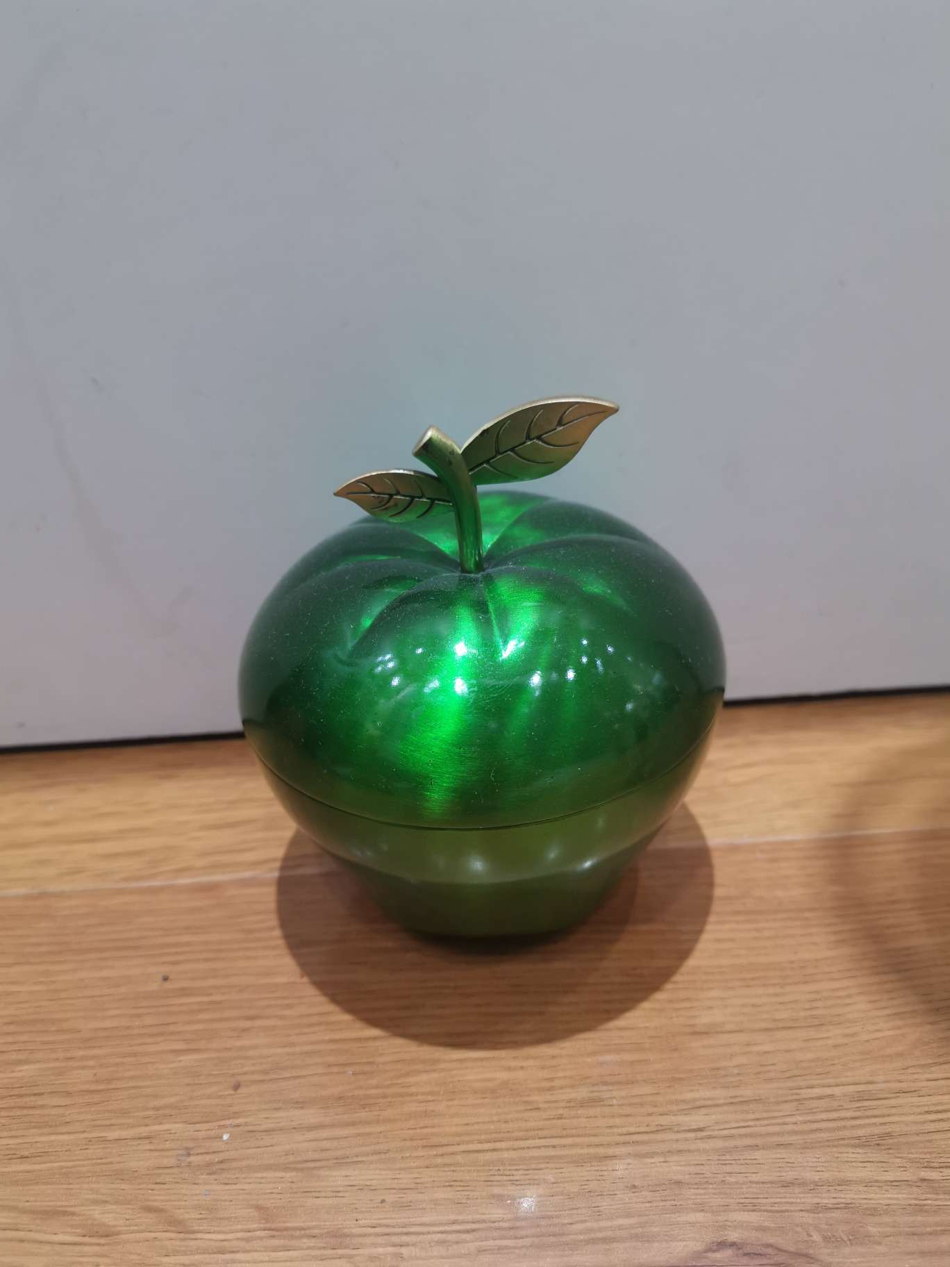纯铜款苹果烟灰缸，绿色，厂家直销