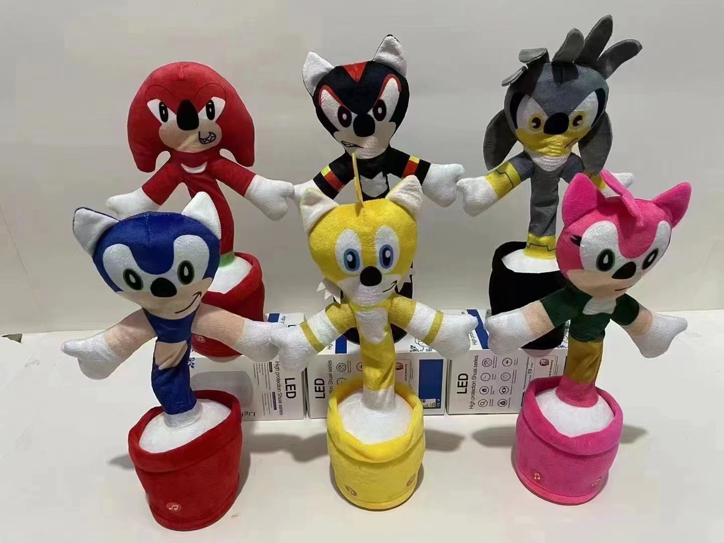 The best-selling electric toy, Sonic the cactus, twists and charges