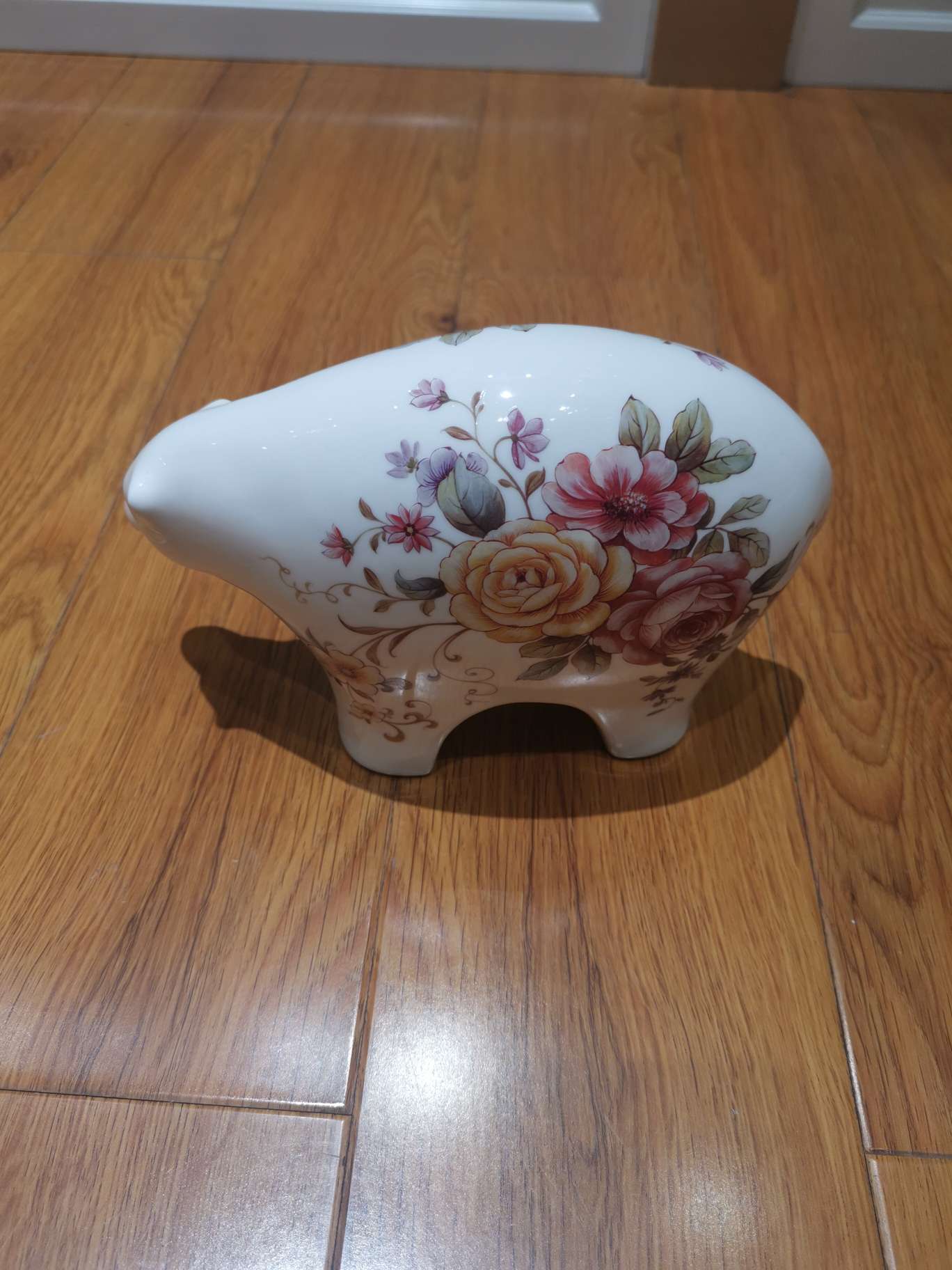 陶瓷摆件产品图