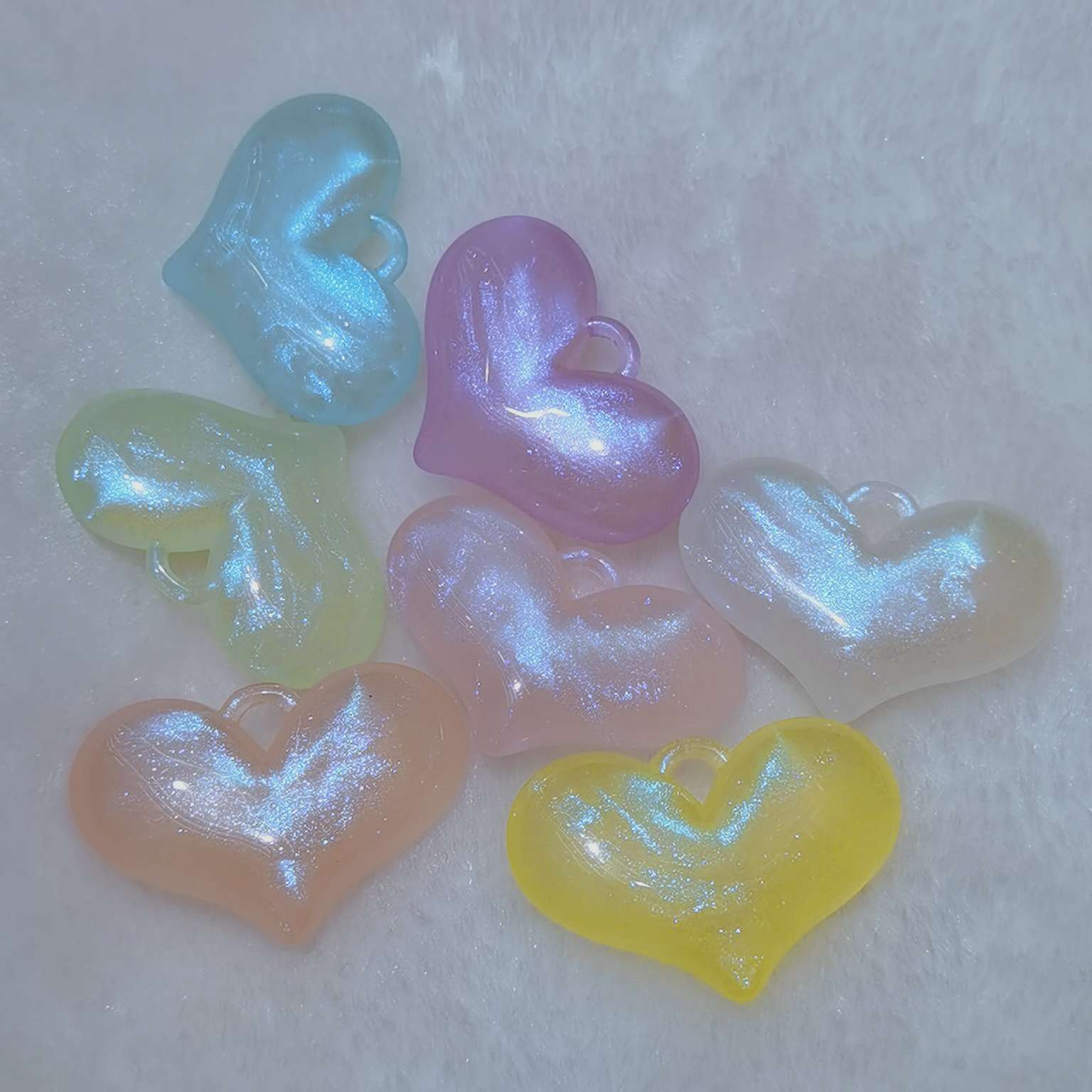 Acrylic heart-shaped hanging hole mermaid girl luminous aurora pearl mobile phone pendant