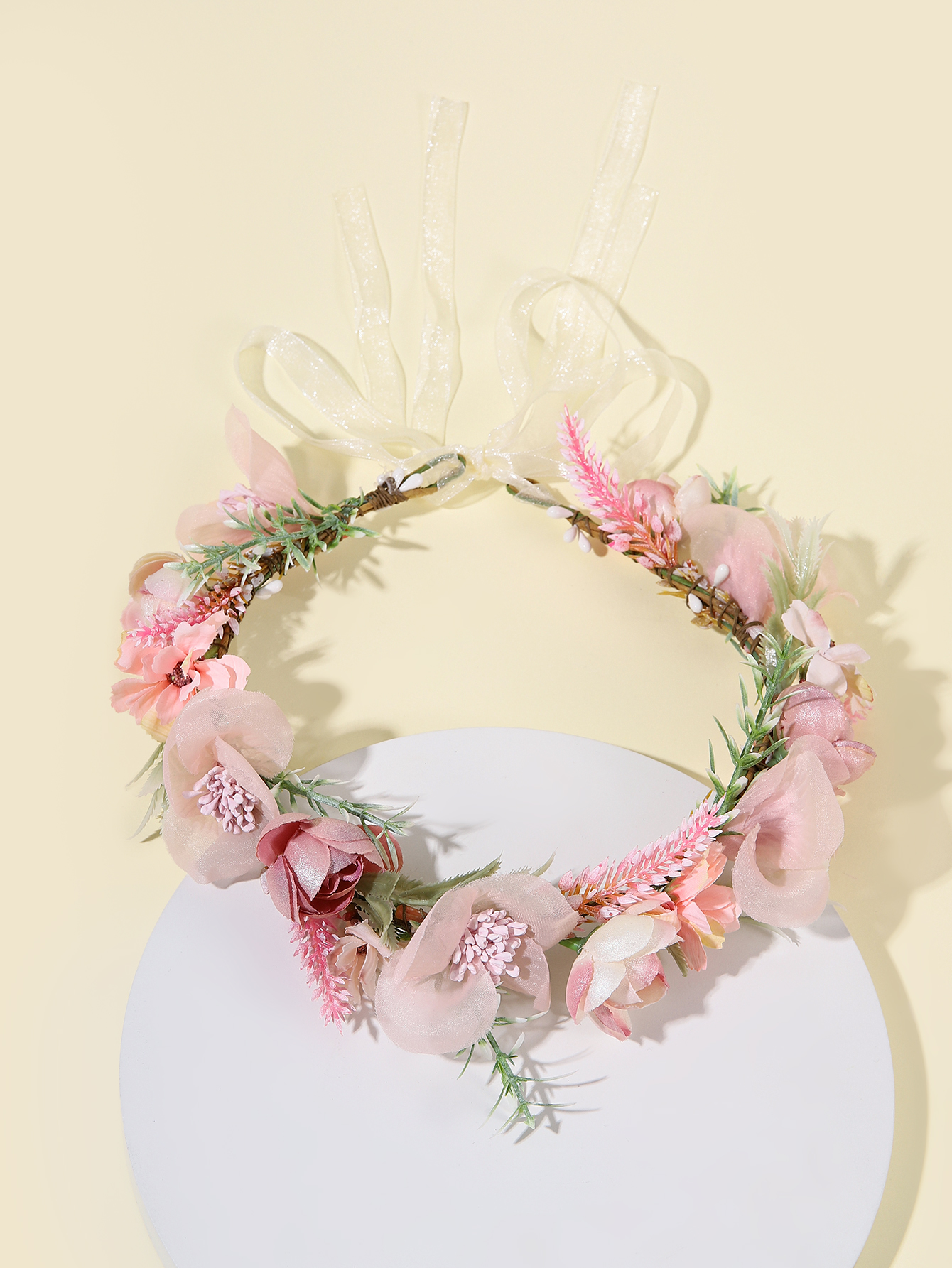 Jia LAN Hua Huan Factory's original new products: Super Fairy bride and bridesmaid garlands, simple forest-style simulated flower garlands, headwear, flower fairy children's photo headbands Specification image
