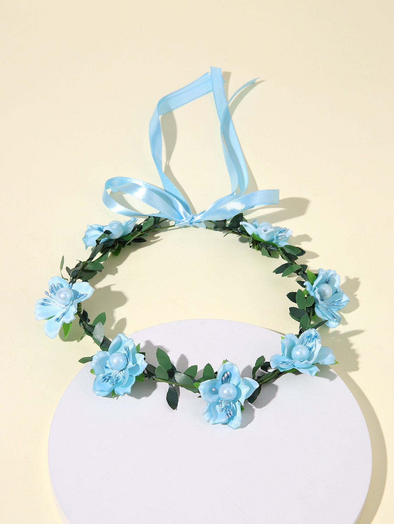 The gentle Korean style of the flower ring, the snow-toothed small peony flower wreath, is a wreath headwear for the kindergarten graduation ceremony Item Picture