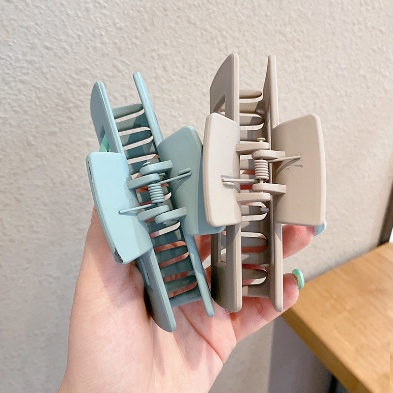 Korean-style ins plastic square gripper, simple and elegant, large back head hair clip, bath fixing clip, shark clip details Picture