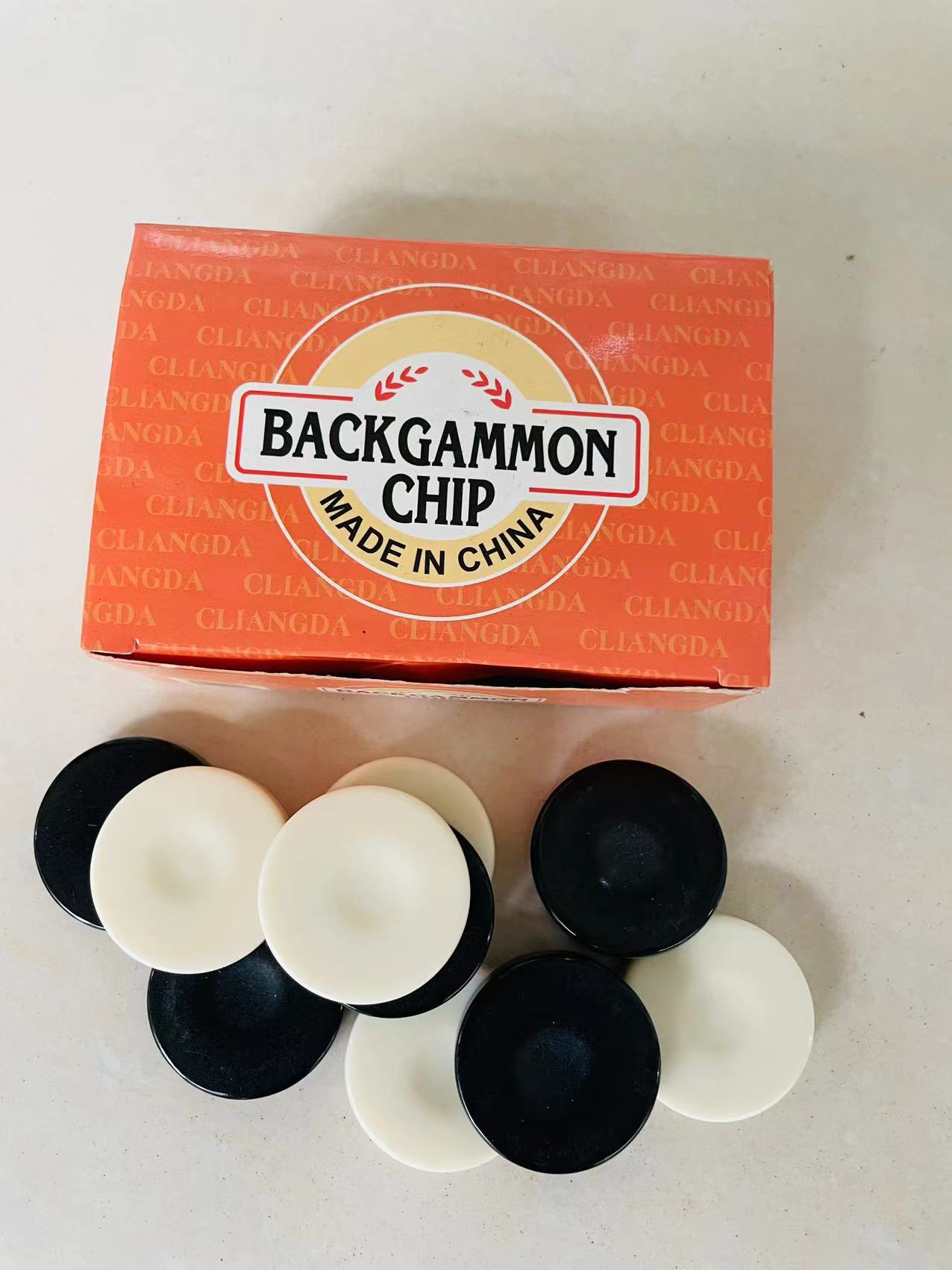 厂家直销  BACK GAMMON CHIP  五子棋 西洋棋 塑料螺纹棋纸盒装