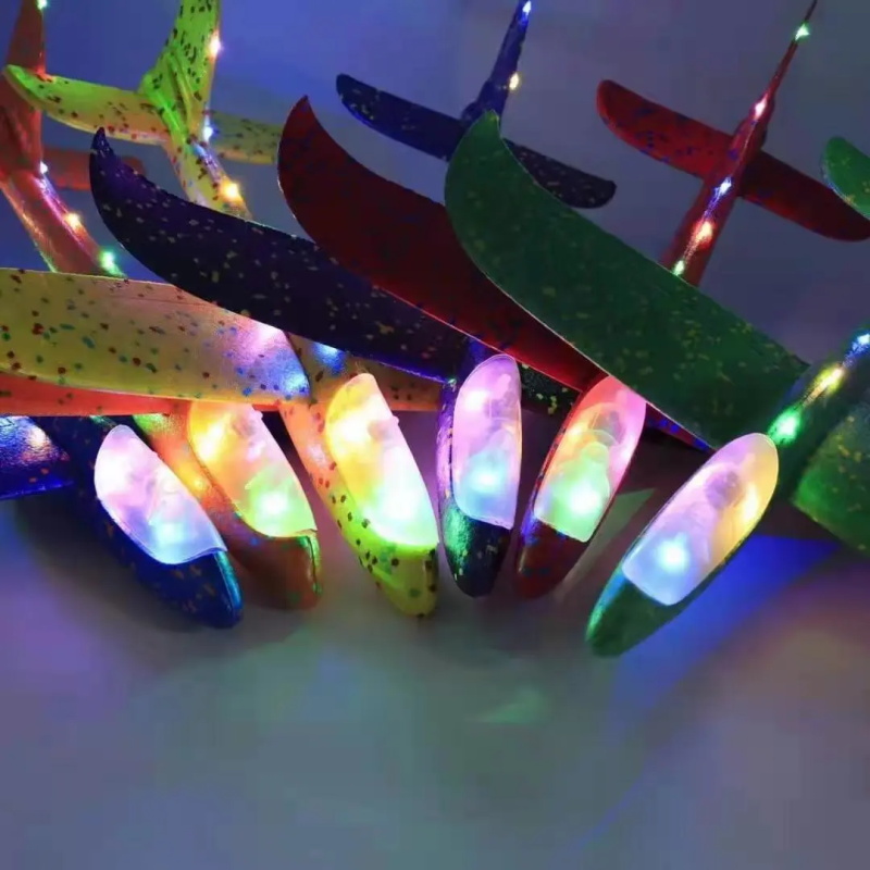 10灯彩色泡沫飞机 玩具飞机 闪光泡沫飞机详情图1