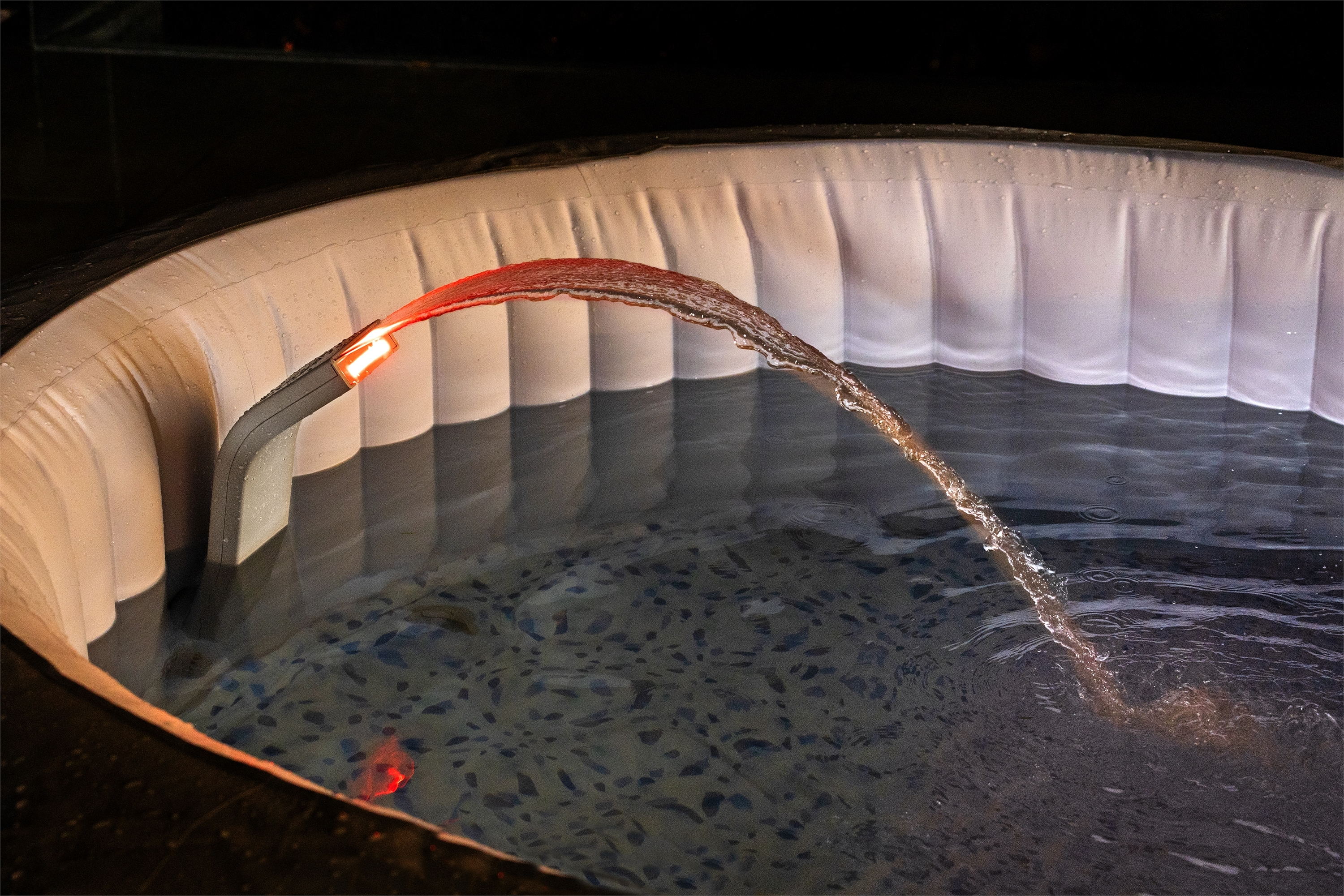 bestway60322SPA Pool Waterfall Spray Application Scenario