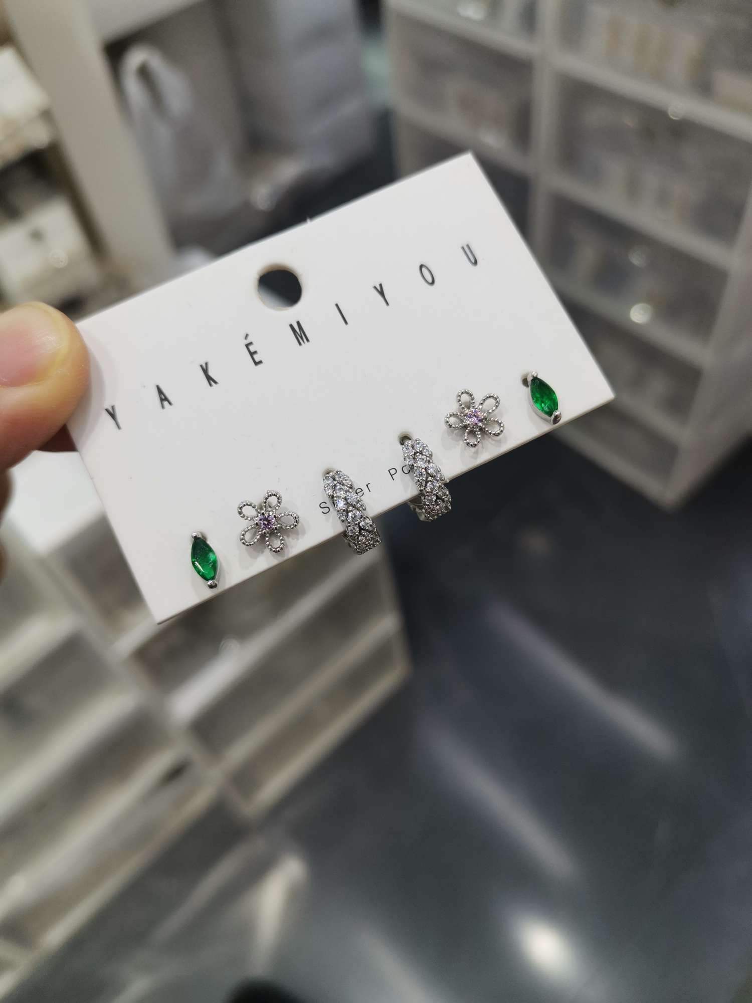 耳钉/耳环/耳饰产品图