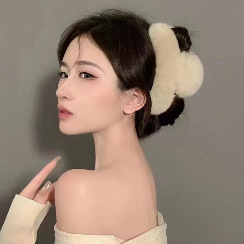 皮草/挂件/饰品细节图