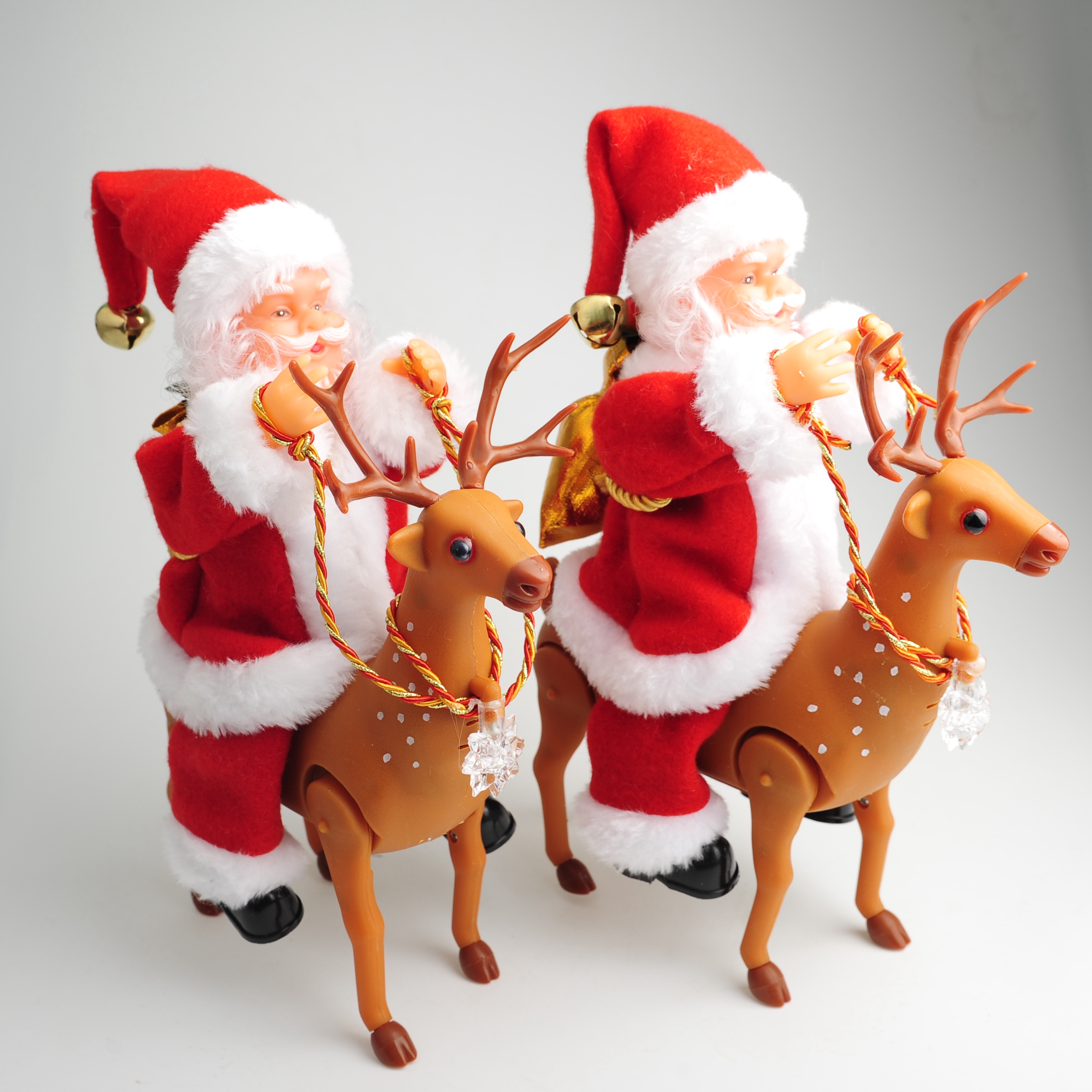 Christmas decorations, electric toys, reindeer sleigh, Santa Claus Application Scenario