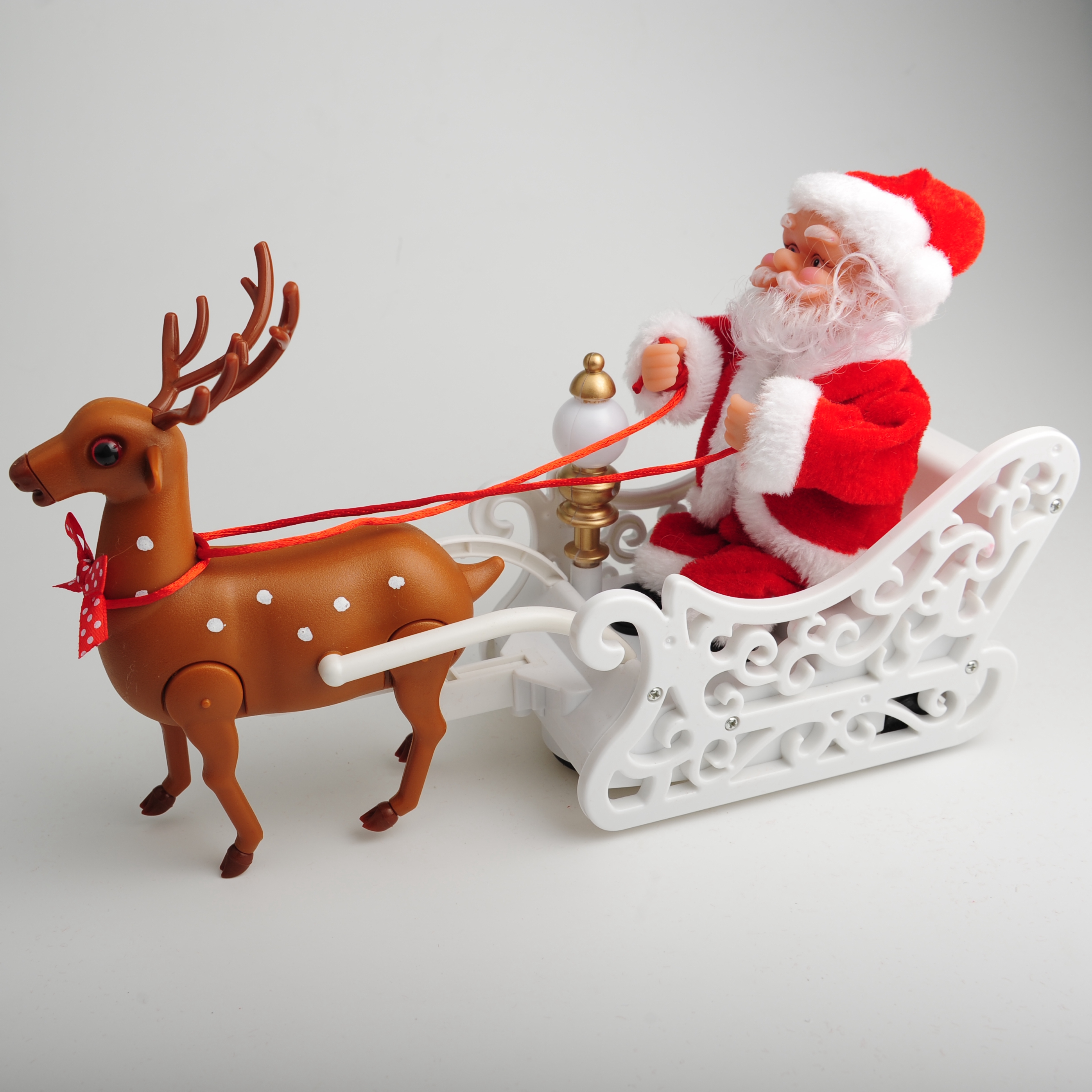 Novel and creative reindeer sleigh, Santa Claus doll with music, electric swivel toy, Christmas gift
