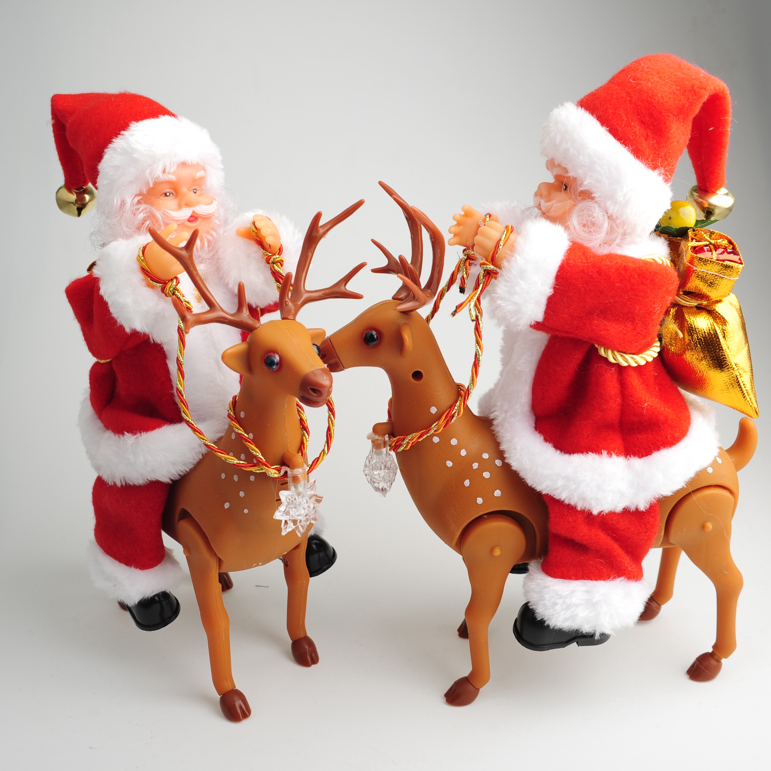 Christmas decorations, electric toys, reindeer sleigh, Santa Claus Item Picture