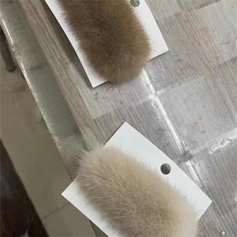 发夹毛绒车钥匙挂件可爱毛绒狐狸毛球睡眠娃娃包包挂件钥匙配饰包包挂饰