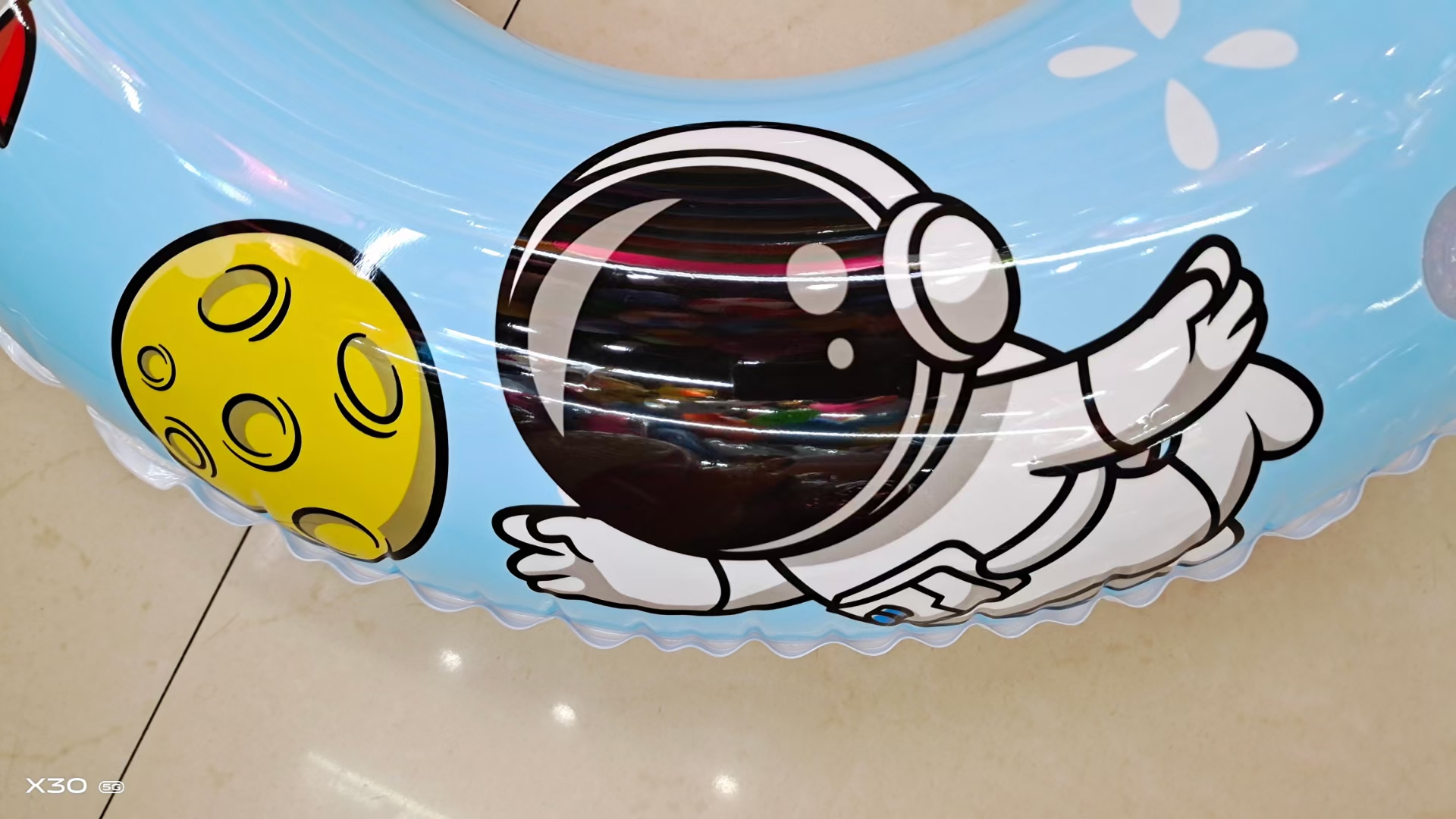 游泳圈/游泳系列白底实物图
