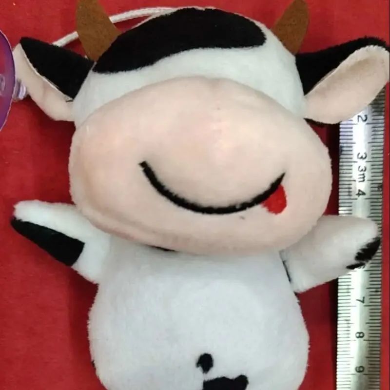 背包钥匙装饰挂件婚庆抛洒会议礼品奶牛挂件详情2