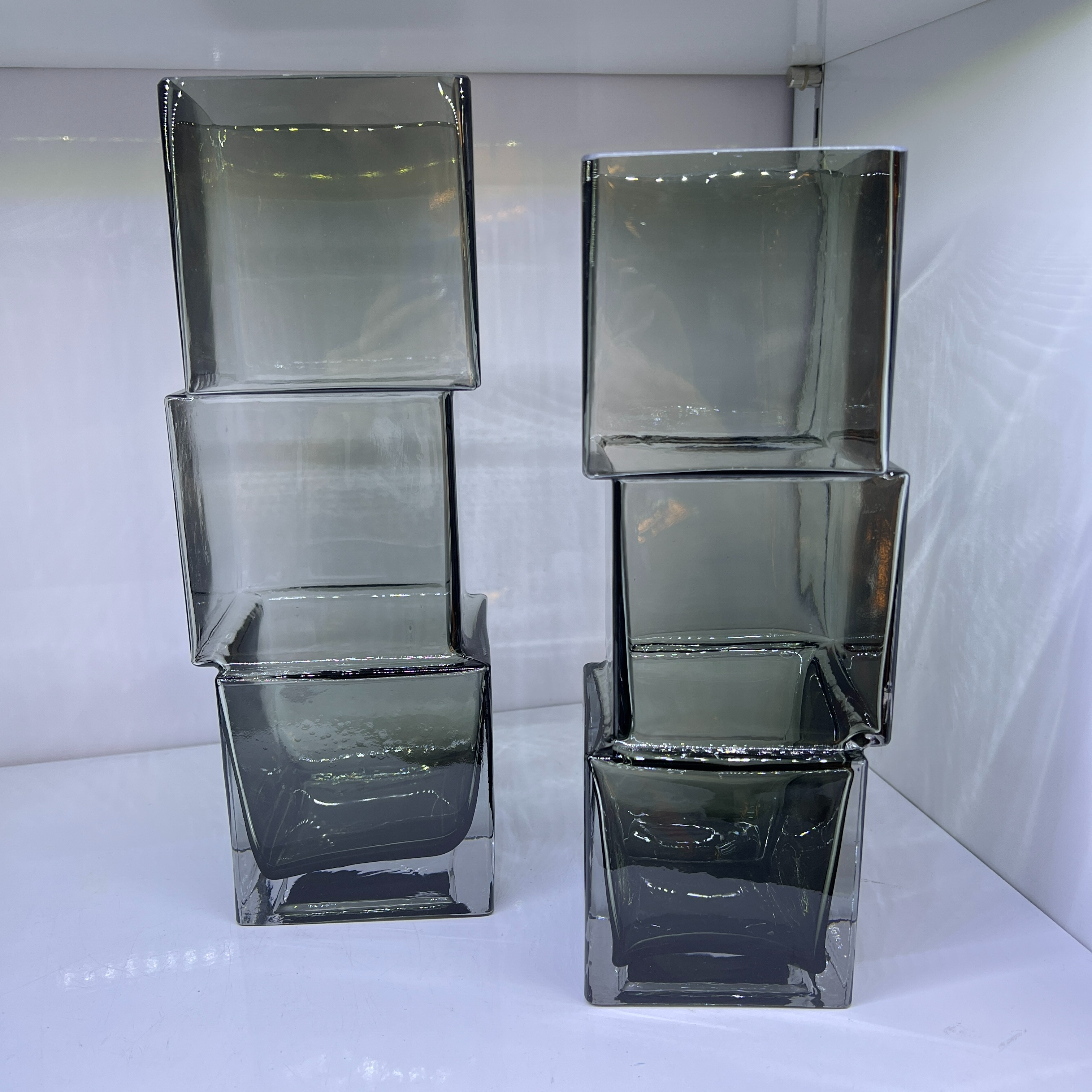 Beiyi Simple Gold-Edged Glass Vase 02