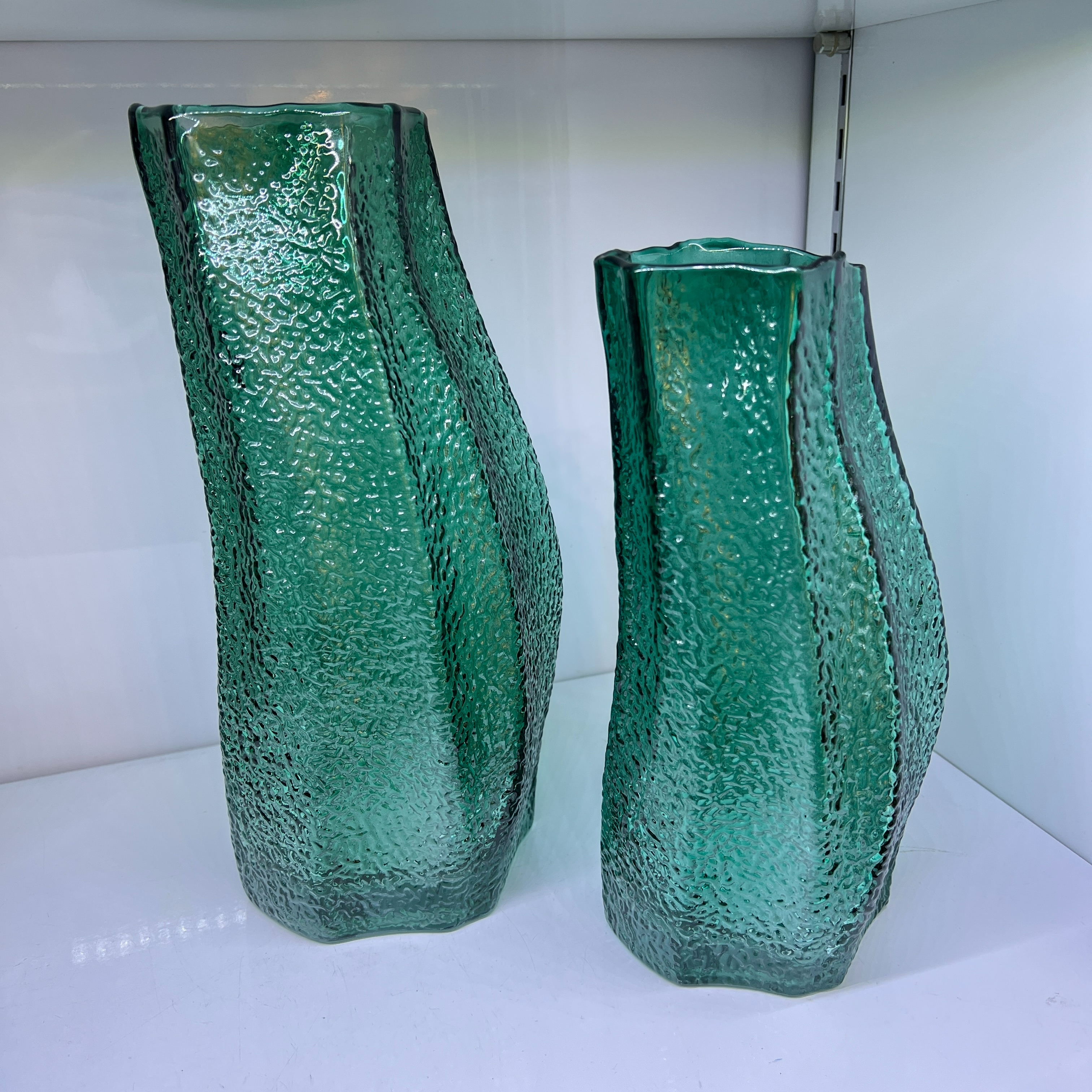 Beiyi Simple Handicrafts Gift - Gold-rimmed Glass Vase Handicrafts 04