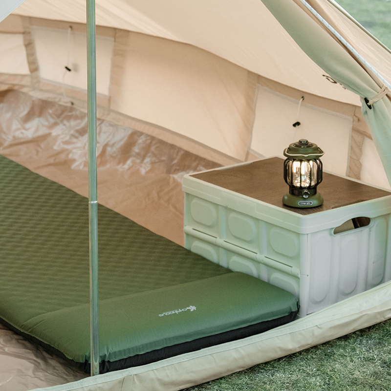 Xanuoduji outdoor automatic inflating pad, single person widened and thickened with pillow, 7 cm camping tent moisture-proof pad Application Scenario