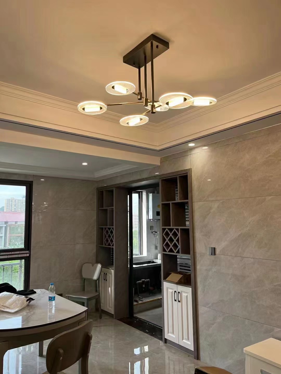 Minimalist and light luxury living room chandelier, modern, simple and elegant living room lamp, 2022 new Nordic lighting fixtures