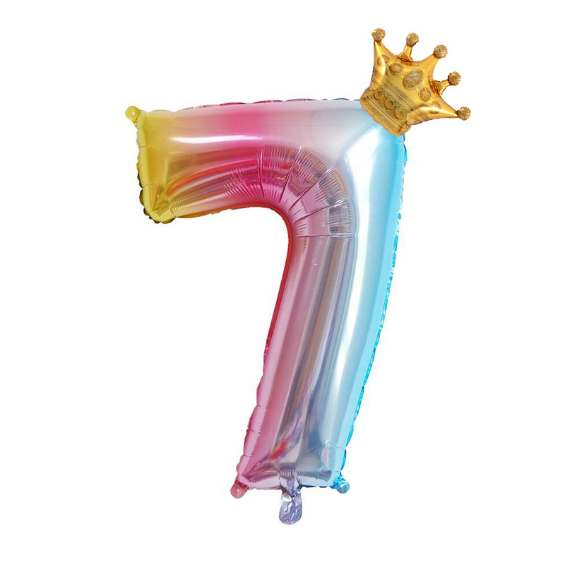 Cross-border gradient color 32-inch Crown digital aluminum film balloon birthday party declaration decoration balloon Application Scenario