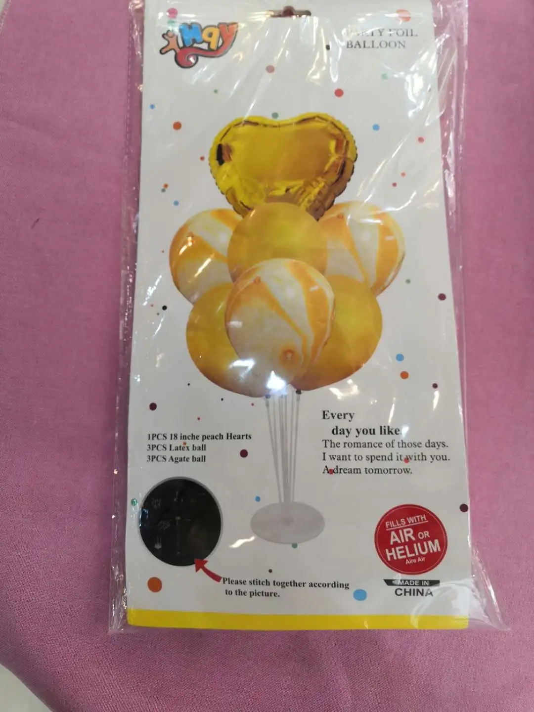 Wholesale of table ribbon balls, 12-inch rainbow balloons, 18-inch aluminum film balls, party supplies Application Scenario