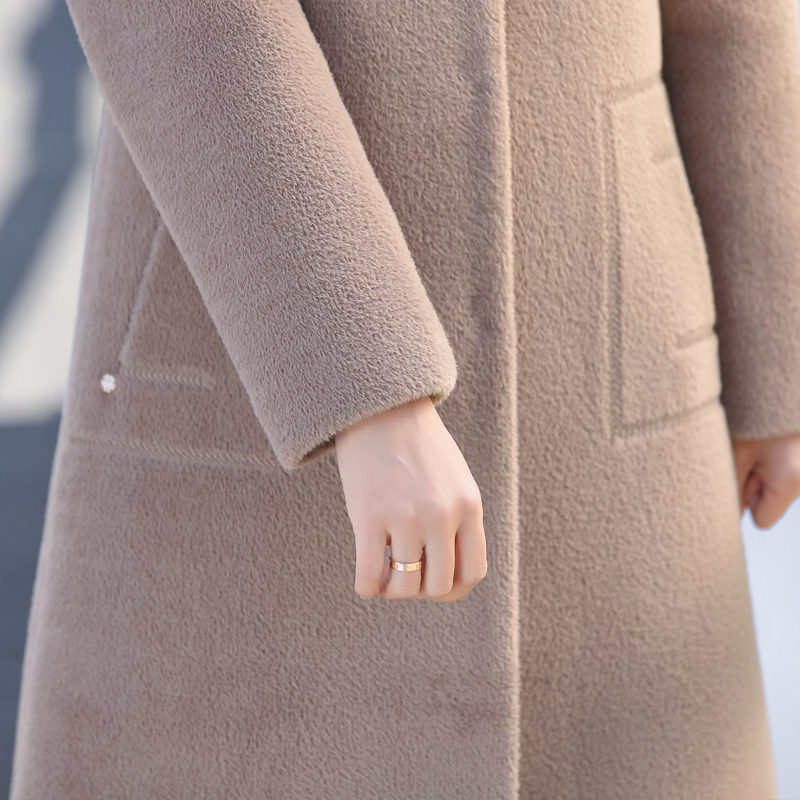 高贵妈妈冬装水貂绒中长款外套中老年女装新款加厚保暖毛呢大衣