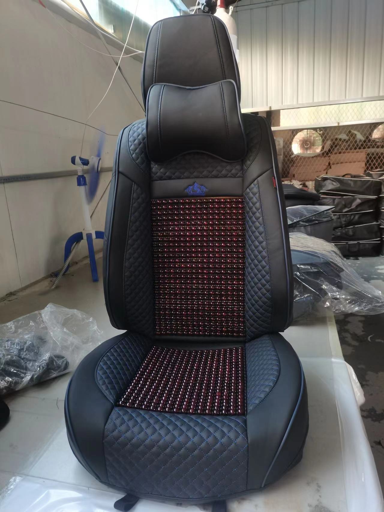 Car three-dimensional all-season universal seat cushion wood beads in one color 04567 model detail image 3