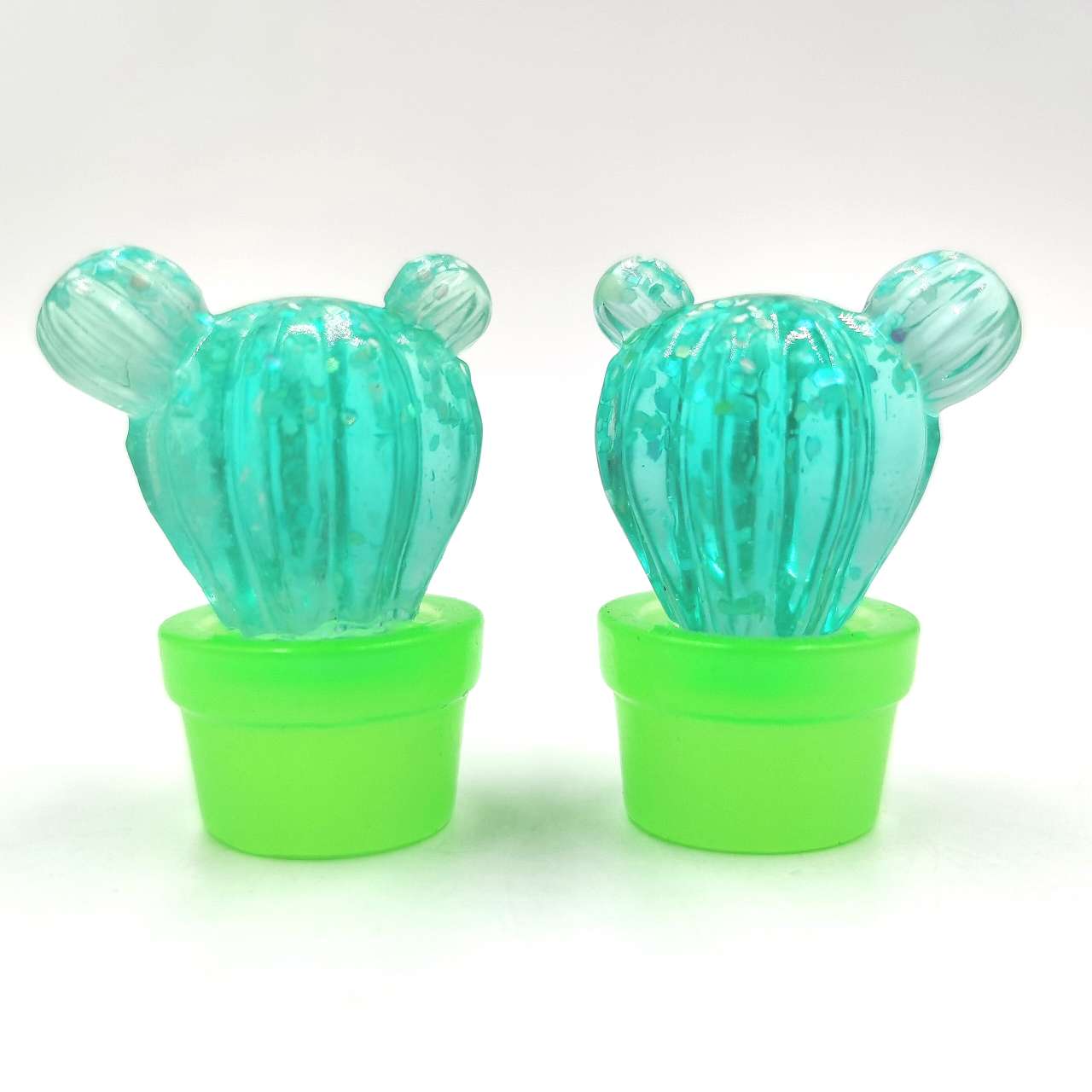 New best-selling simulation toy cactus ball pendant, decorative item, car miniature landscape resin accessory, luminous effect convenience store pic 5