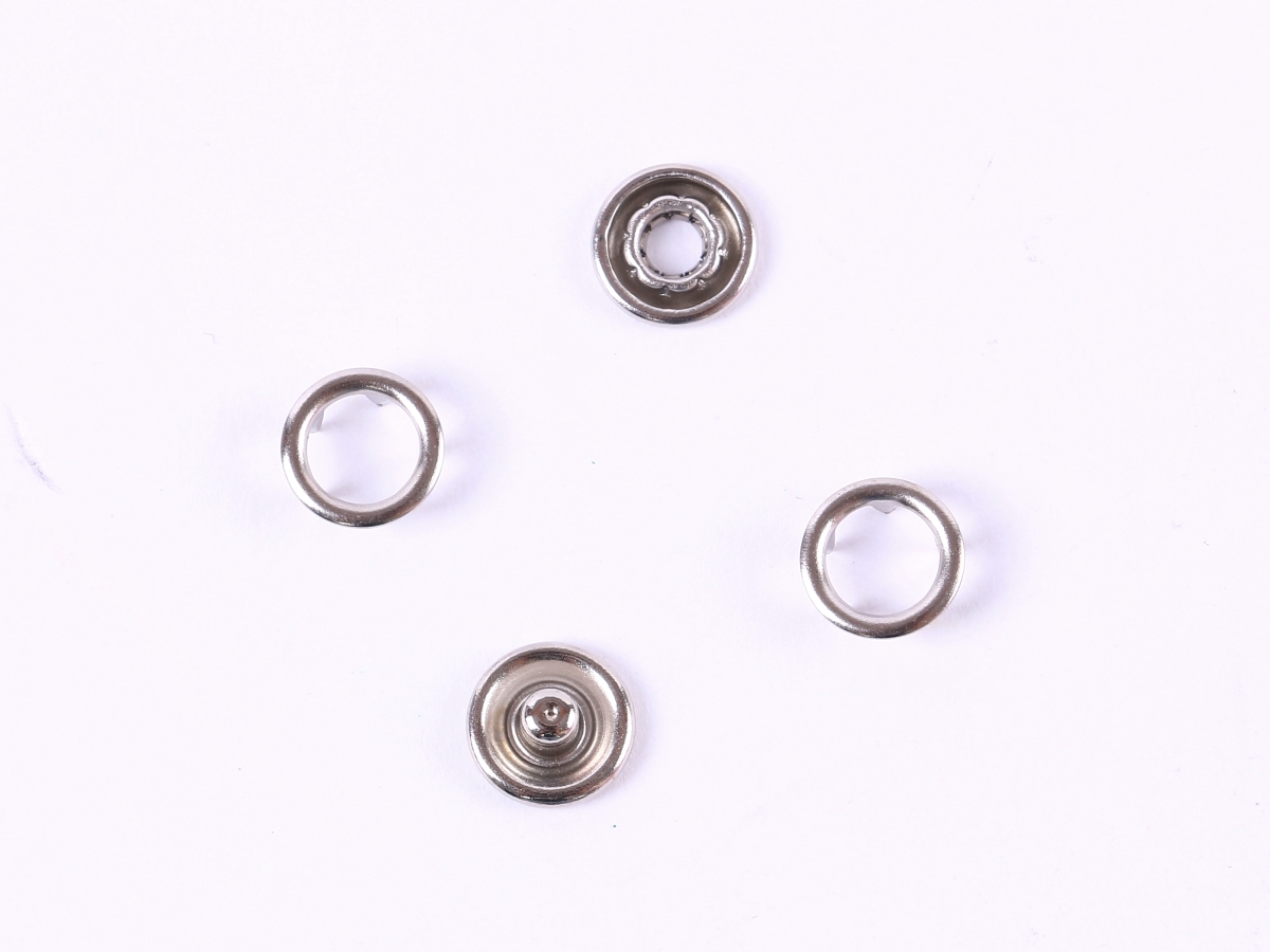 【 Chaoshicheng 】 Factory direct sales of metal snap fasteners, five-prong fasteners, four-prong fasteners, color-painted five-prong fasteners, hollow five-prong fasteners details Picture