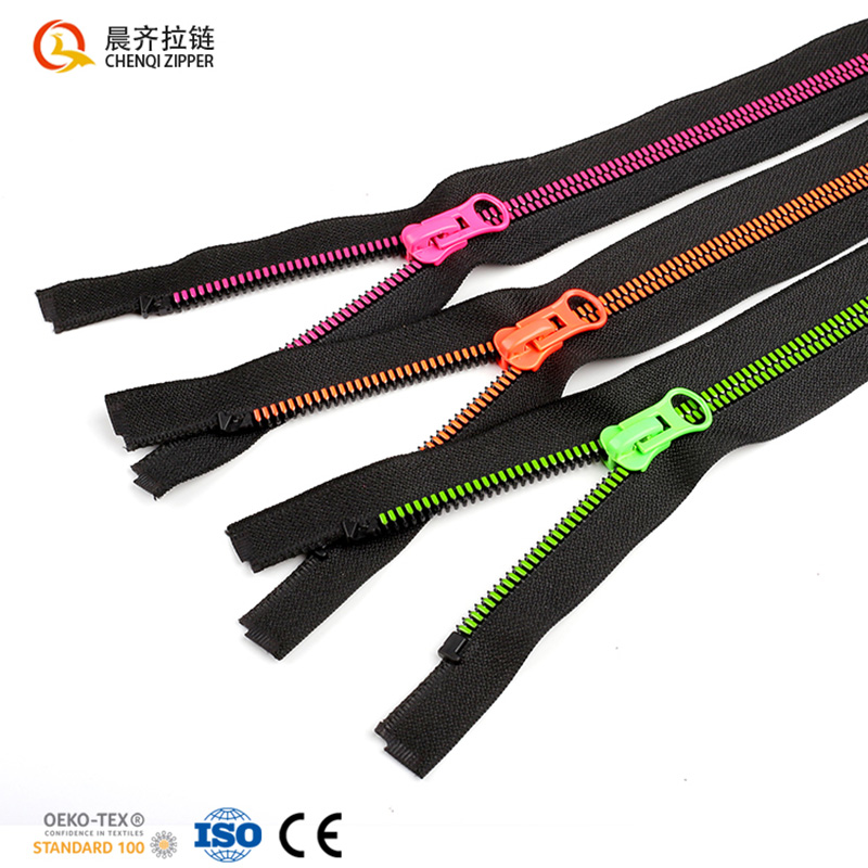 8# plastic steel corn tooth oil-coated double-opening zipper fashionable resin zipper Specification image