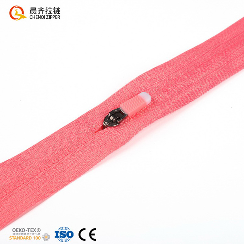 3# nylon monochrome zipper closed single-opening custom zipper sun-protective clothing, yoga wear, children's sportswear details Picture